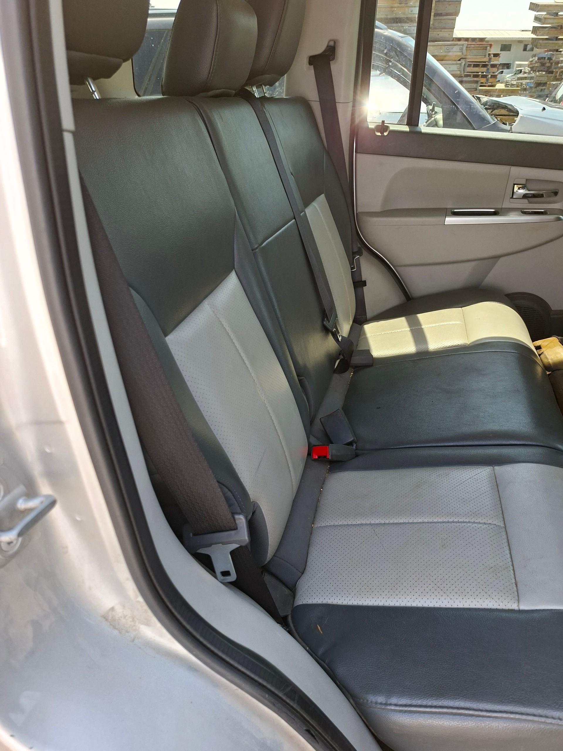 JEEP Cherokee 2.8 CRD Limited Automatic-image-10