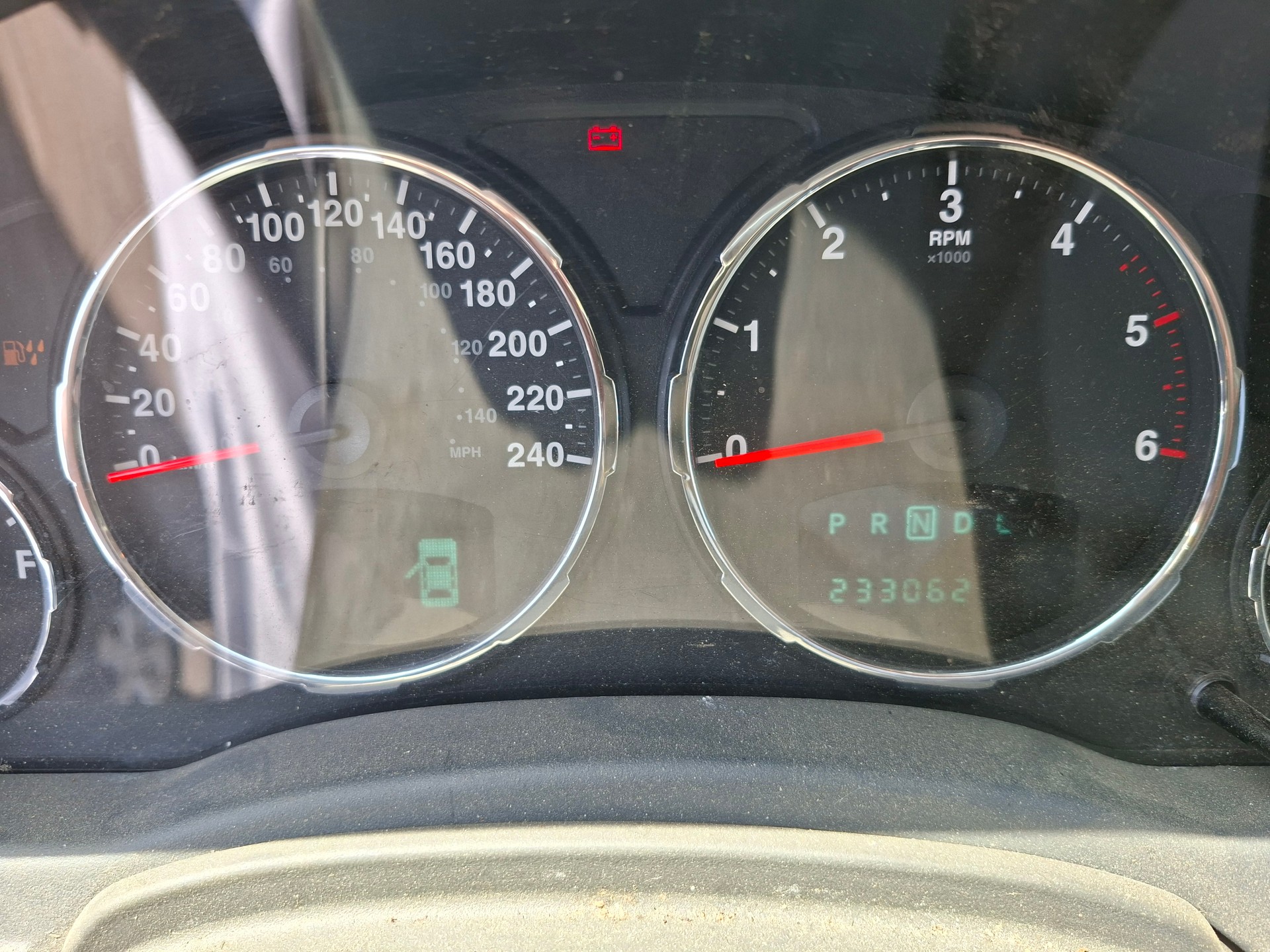 JEEP Cherokee 2.8 CRD Limited Automatic-image-15