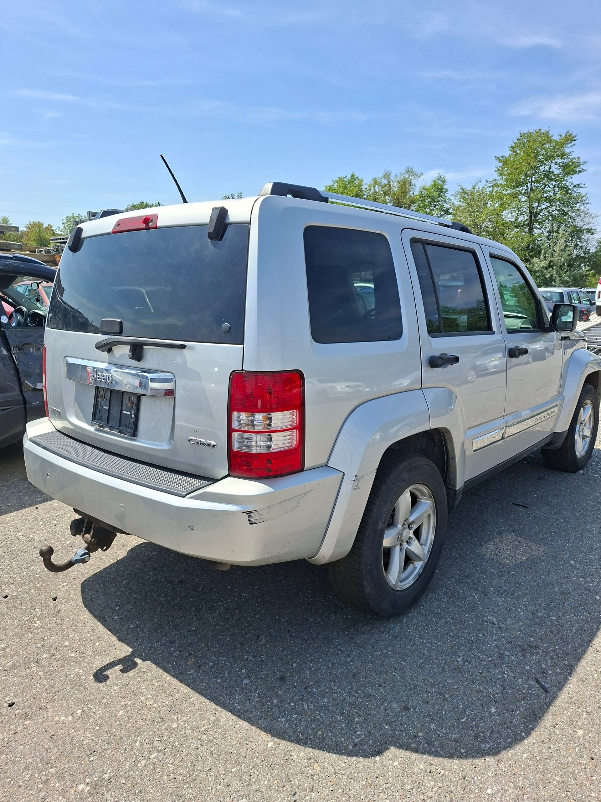 JEEP Cherokee 2.8 CRD Limited Automatic-image-4