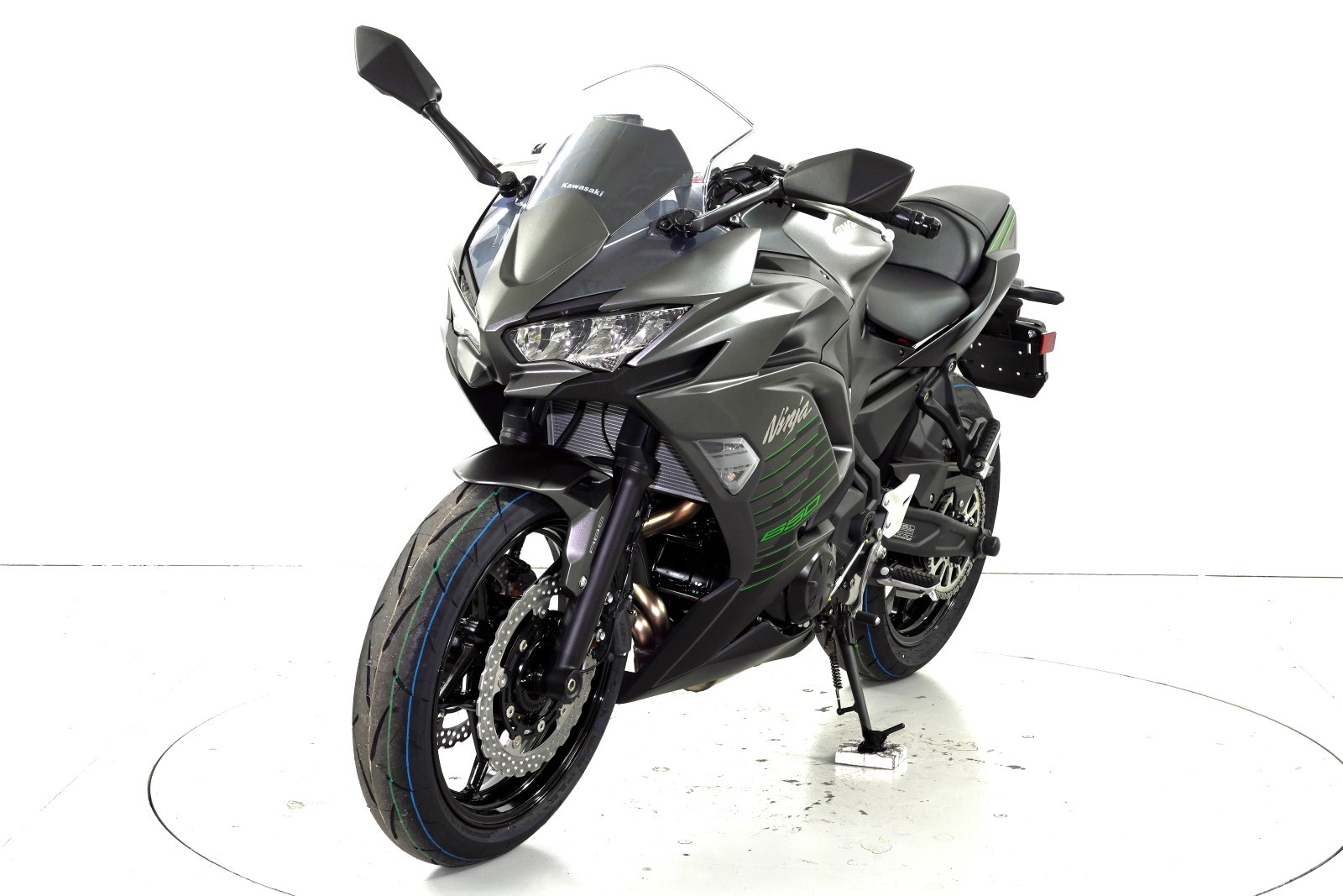 KAWASAKI NINJA 650-showroom-element-2
