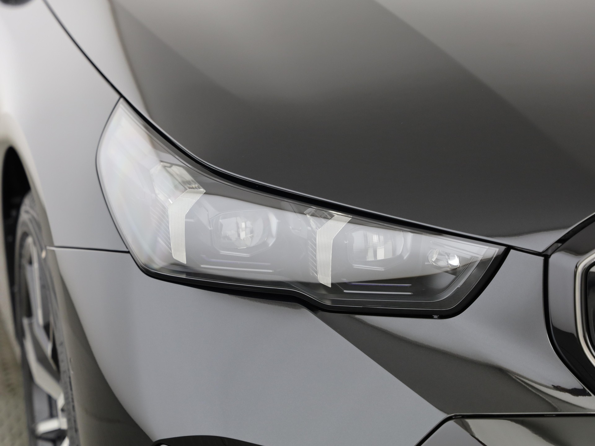 BMW 550e xDrive-image-5