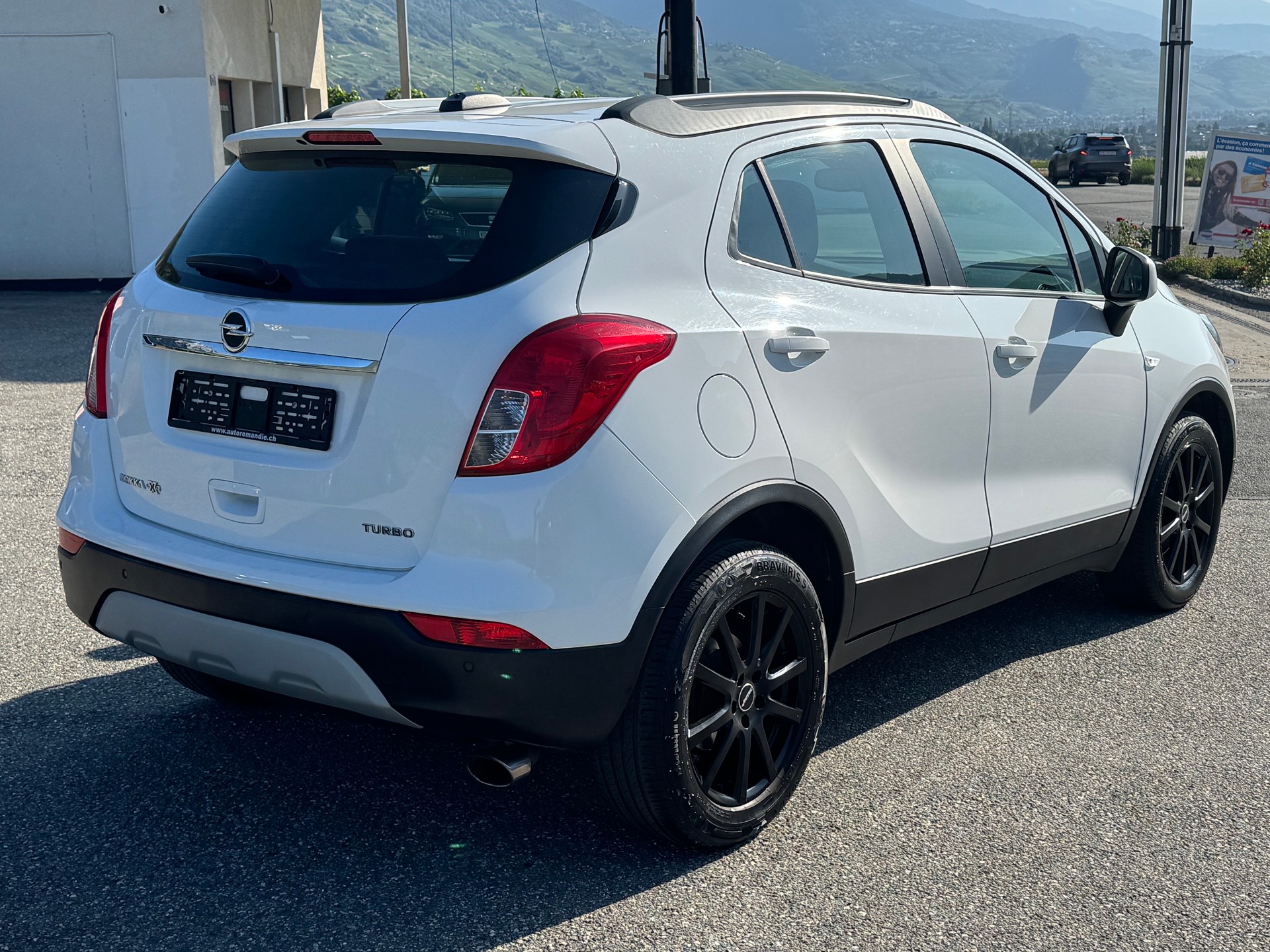 OPEL Mokka X 1.4i 16V Turbo Enjoy 4WD Automatik-image-2