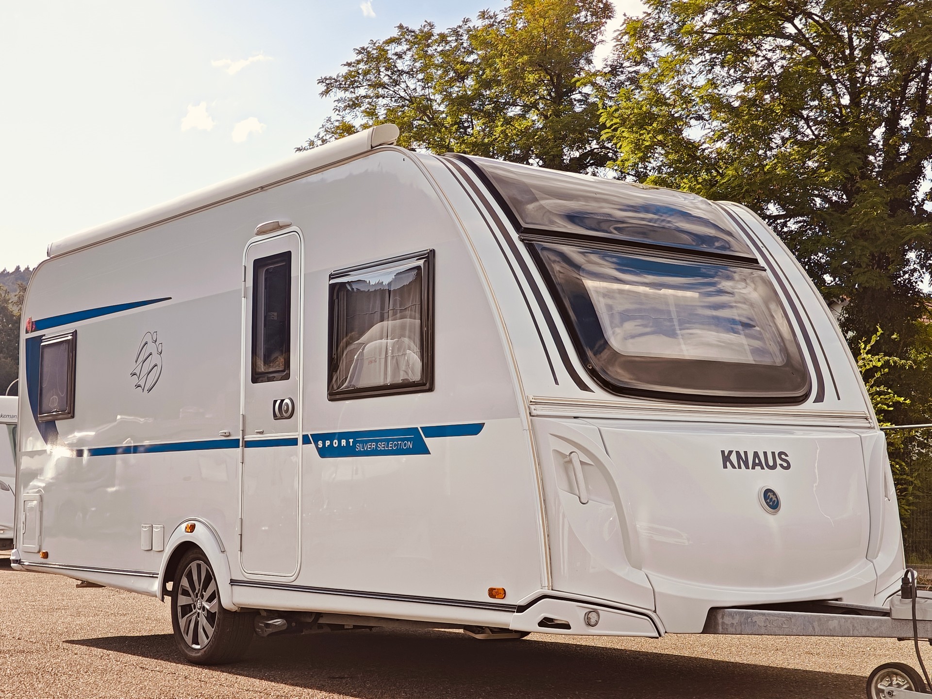 KNAUS Sport 500 UF Silver Selection -- Klima -- Mover -- Markise-image-1