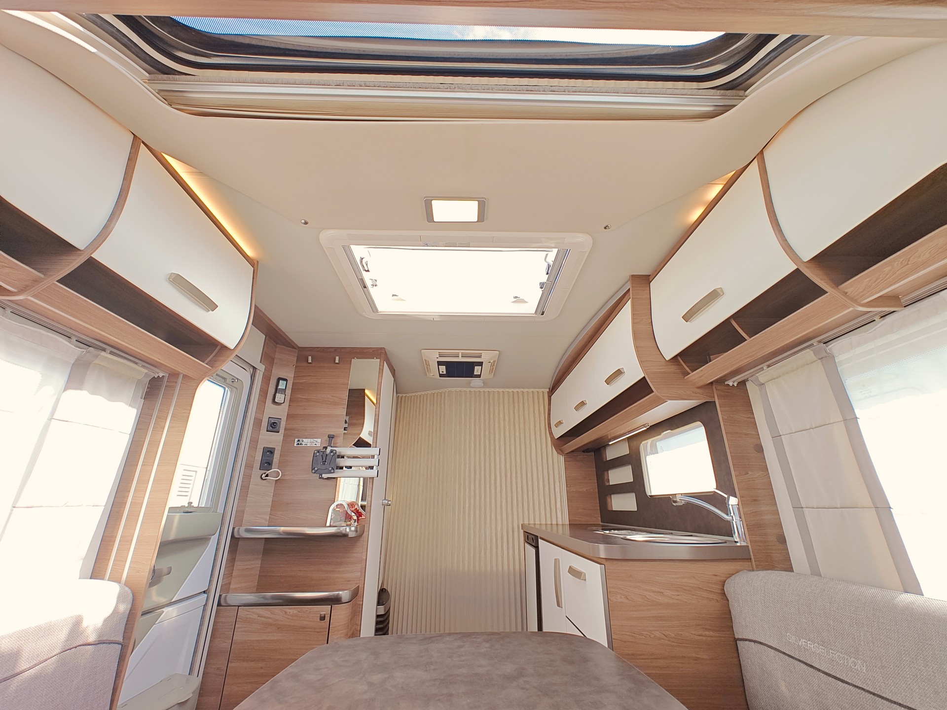 KNAUS Sport 500 UF Silver Selection -- Klima -- Mover -- Markise-image-8
