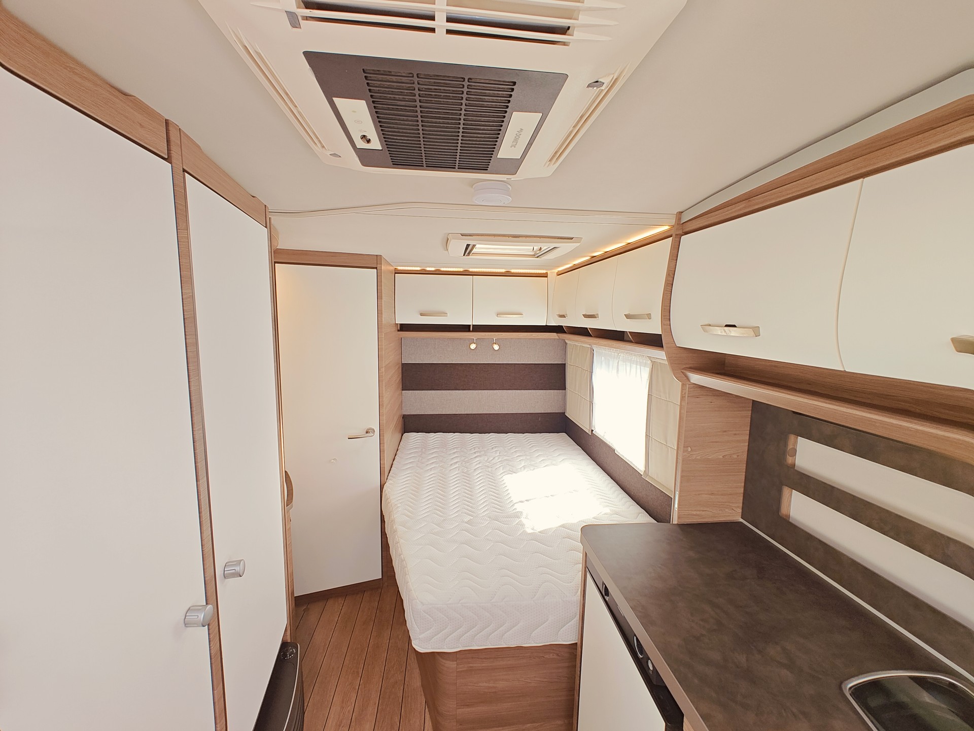 KNAUS Sport 500 UF Silver Selection -- Klima -- Mover -- Markise-image-9