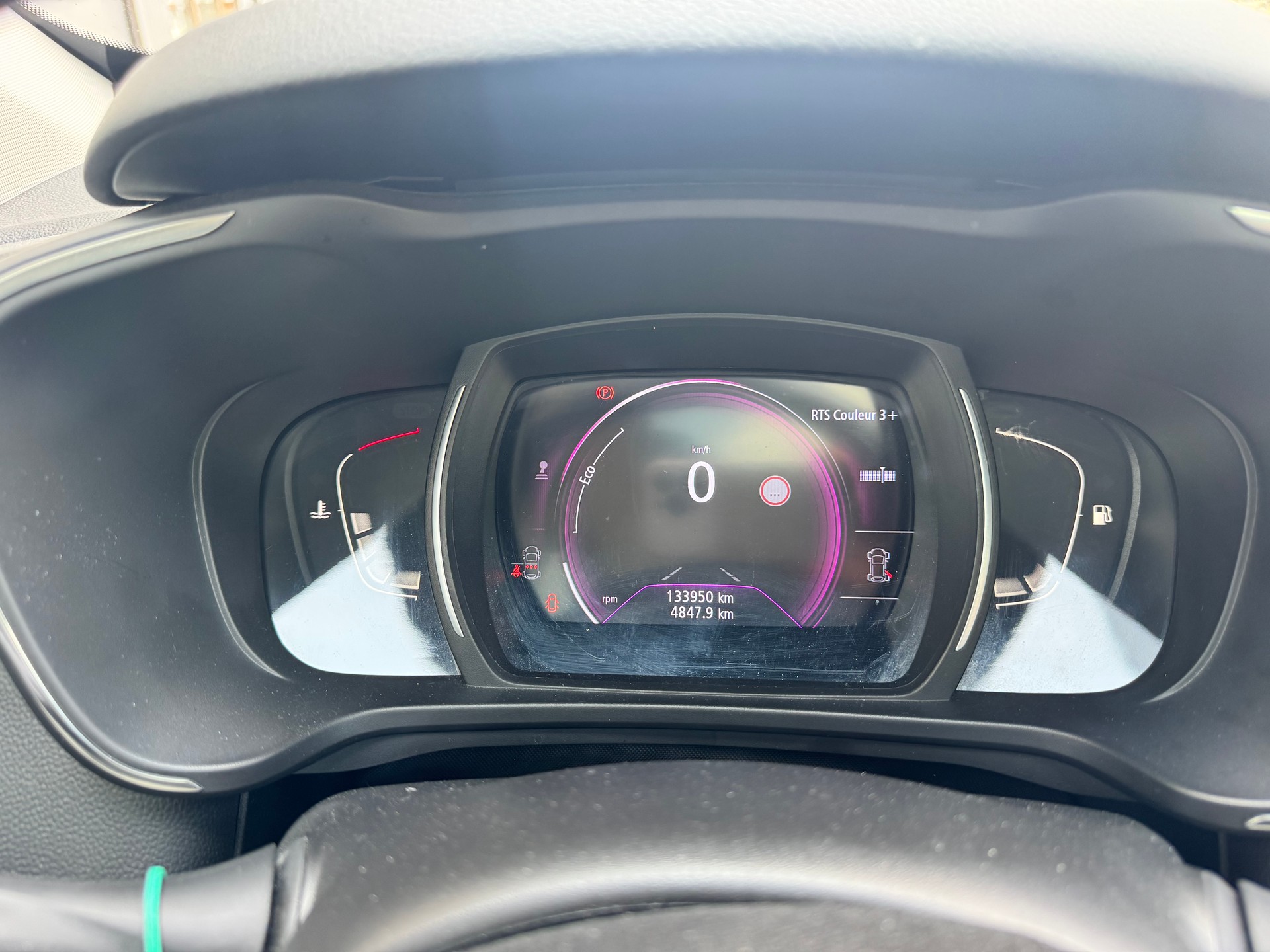 RENAULT Kadjar 1.6 16V Turbo Intens-image-5