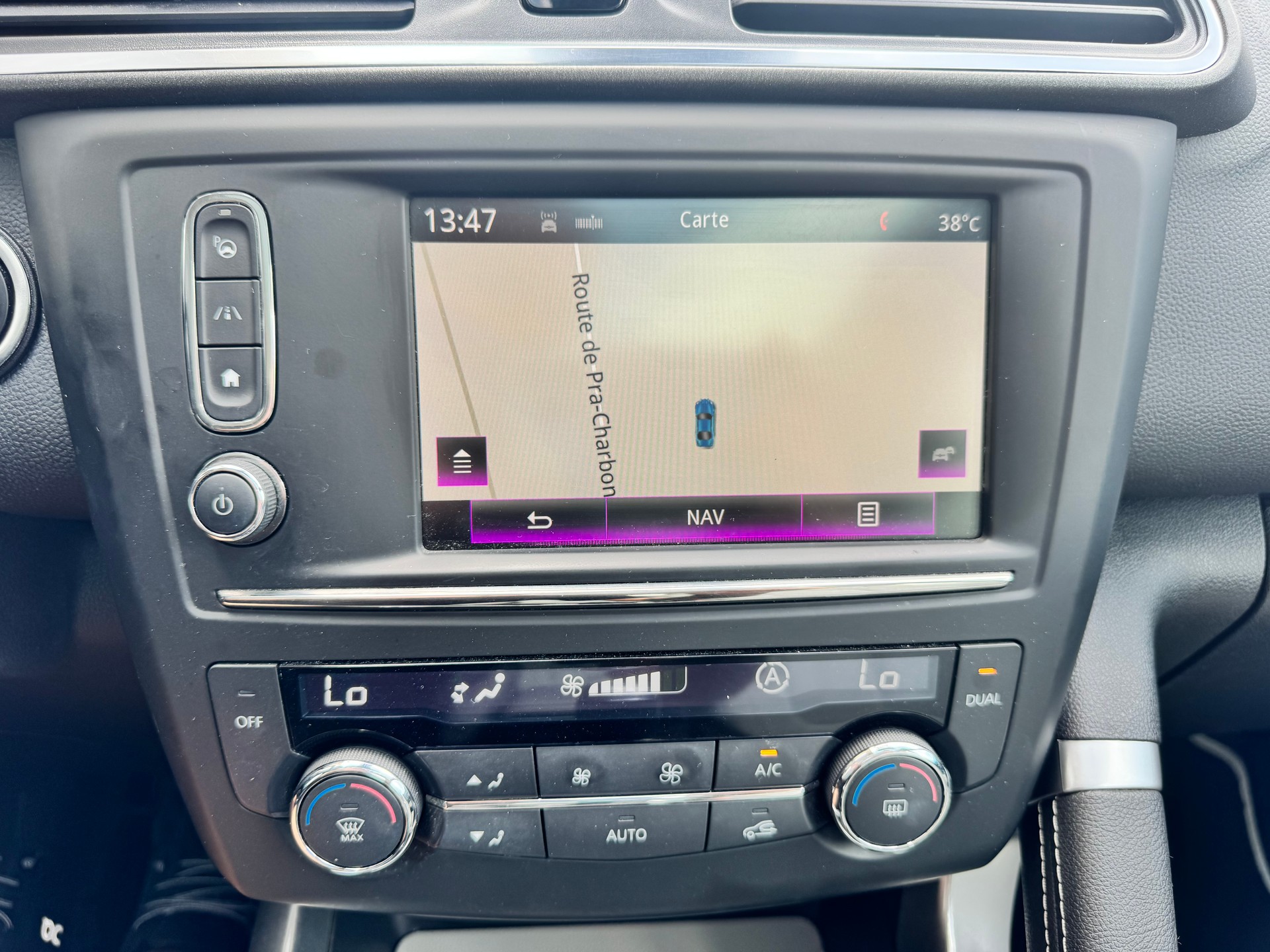 RENAULT Kadjar 1.6 16V Turbo Intens-image-8