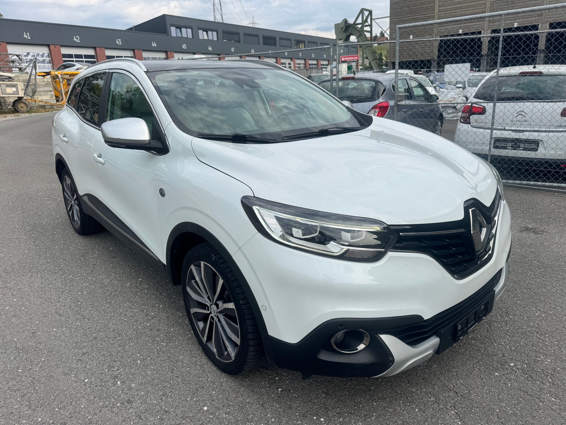 RENAULT Kadjar 1.6 16V Turbo Intens-image-0