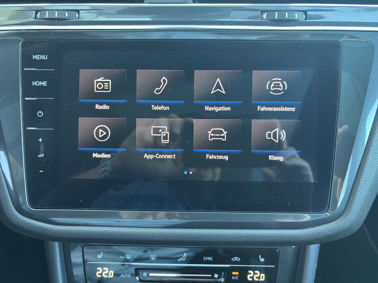 VW Tiguan Allspace 2.0 TDI SCR R-Line 4Motion DSG mit AHK, Panorama-Schiebedach, Winterräder, usw.-image-18