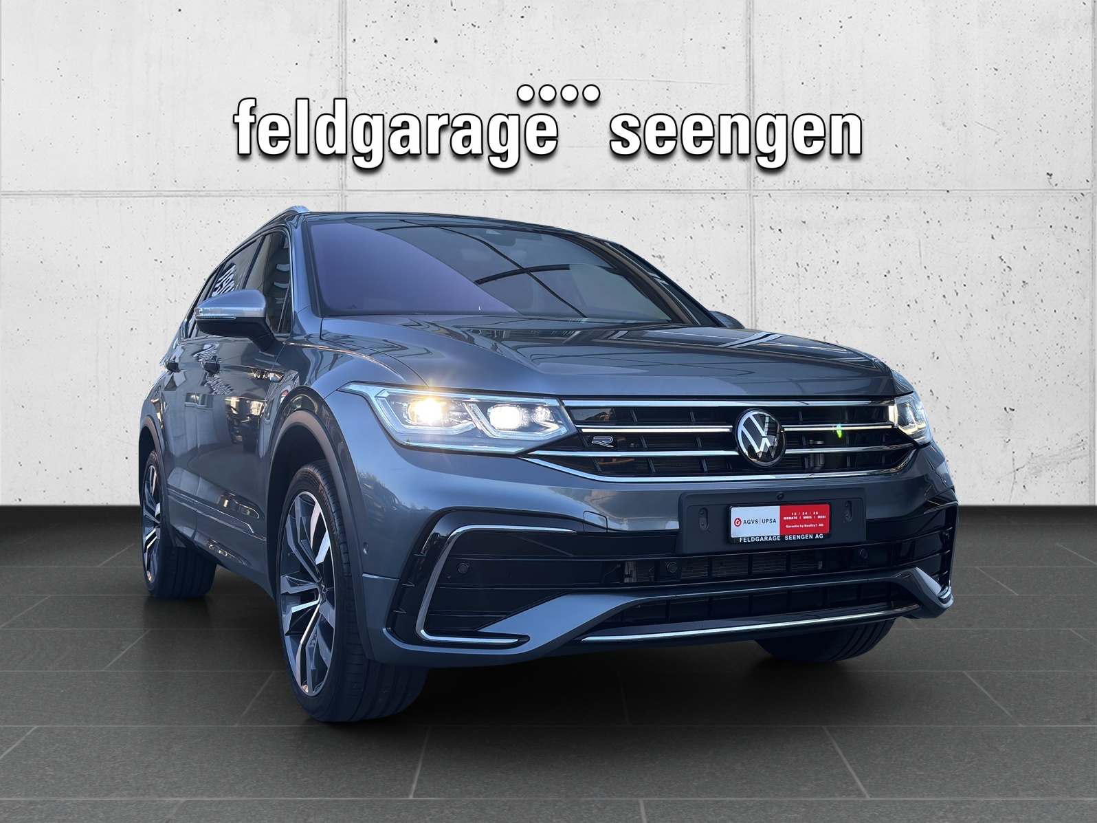 VW Tiguan Allspace 2.0 TDI SCR R-Line 4Motion DSG mit AHK, Panorama-Schiebedach, Winterräder, usw.-image-2