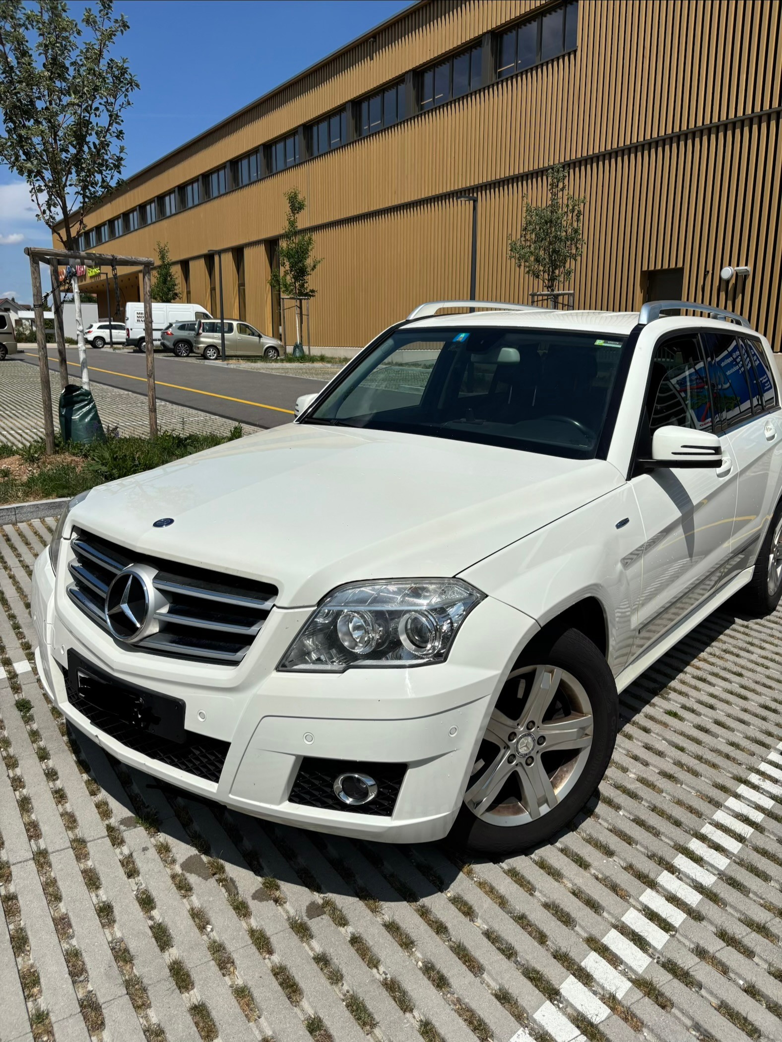 MERCEDES-BENZ GLK 220-image-2