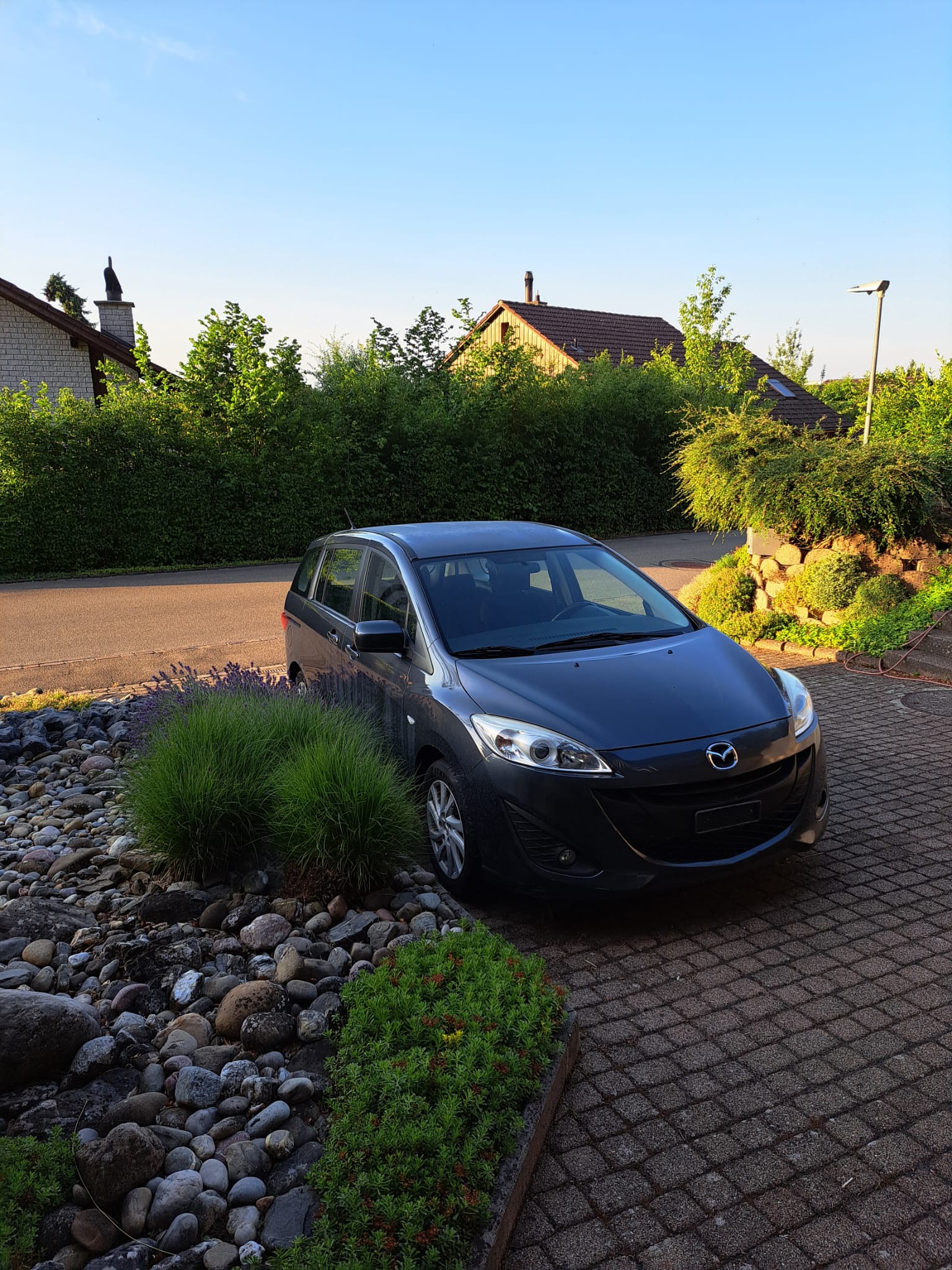 MAZDA 1.8 Confort-image-2