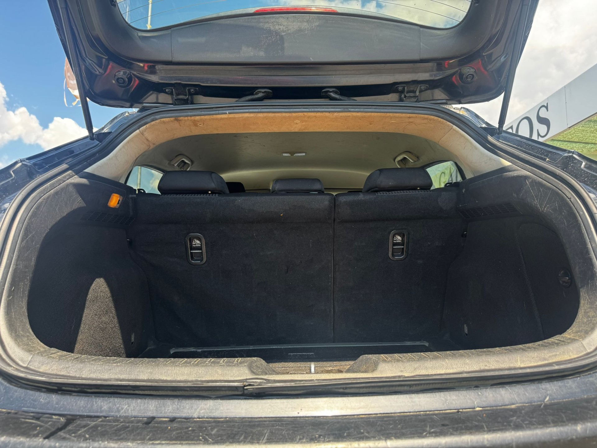 MAZDA 3 2.0 16V Ambition-image-10