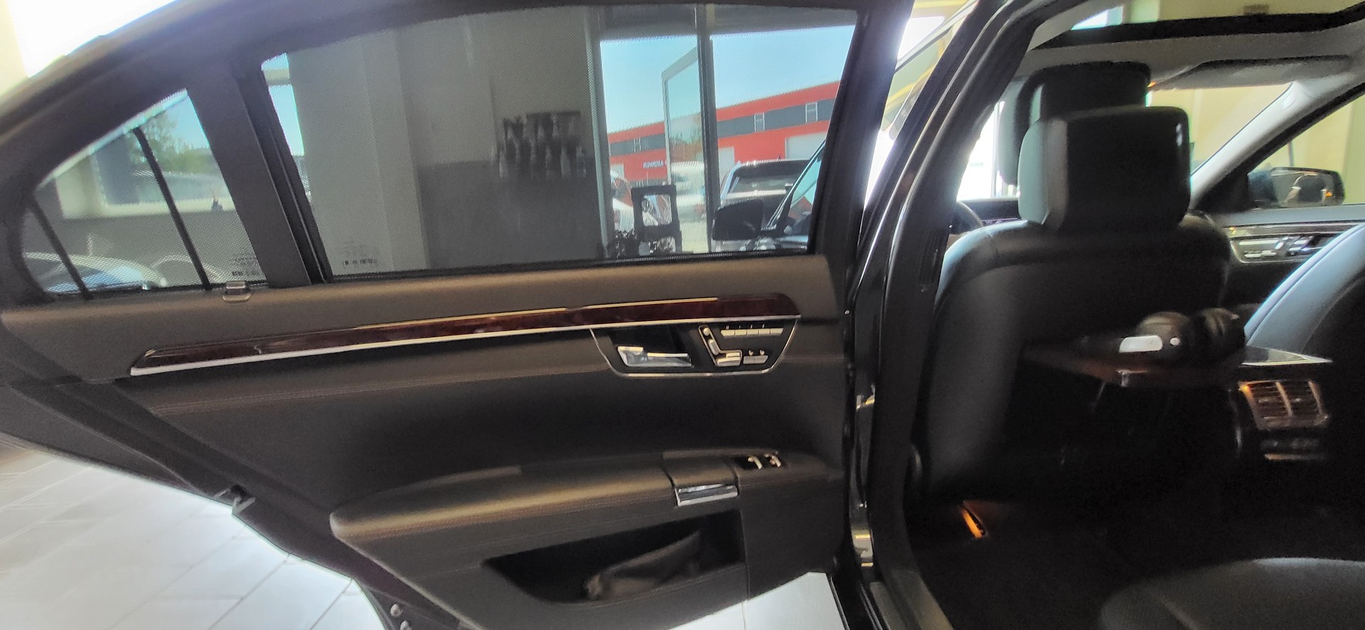 MERCEDES-BENZ S 350 L BlueTEC 4Matic 7G-Tronic-image-17