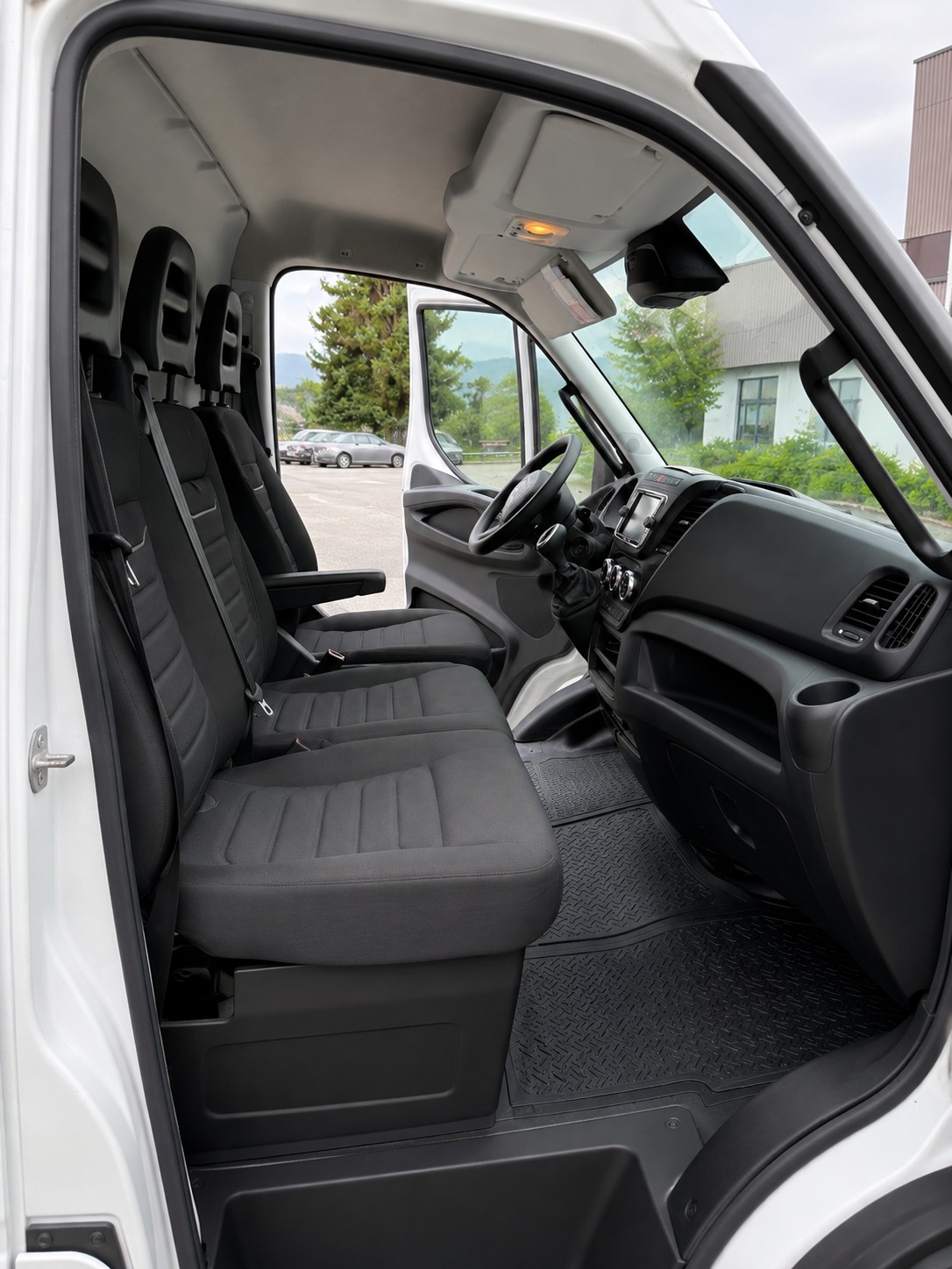 IVECO DAILY-image-5