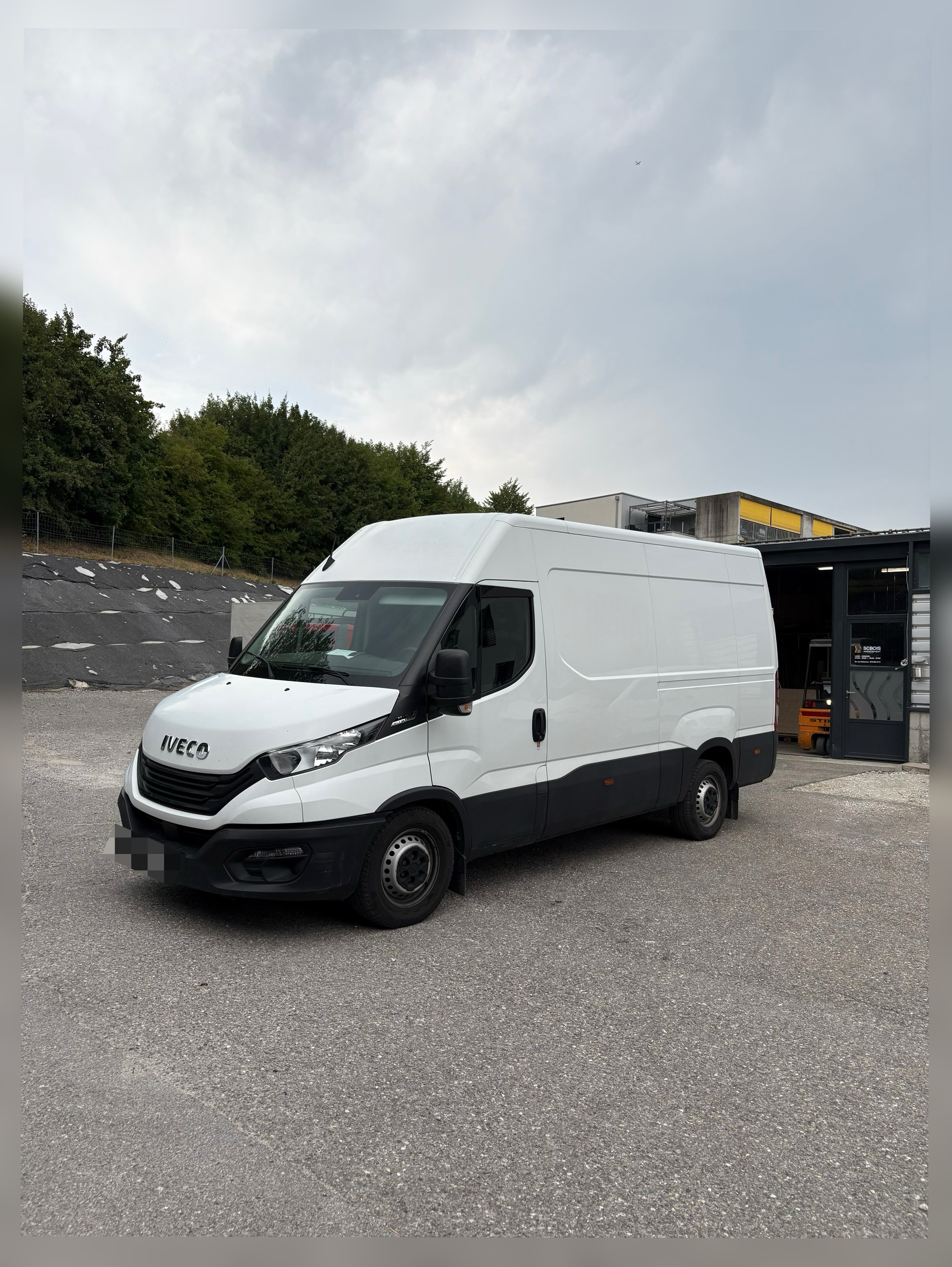 IVECO DAILY-image-0