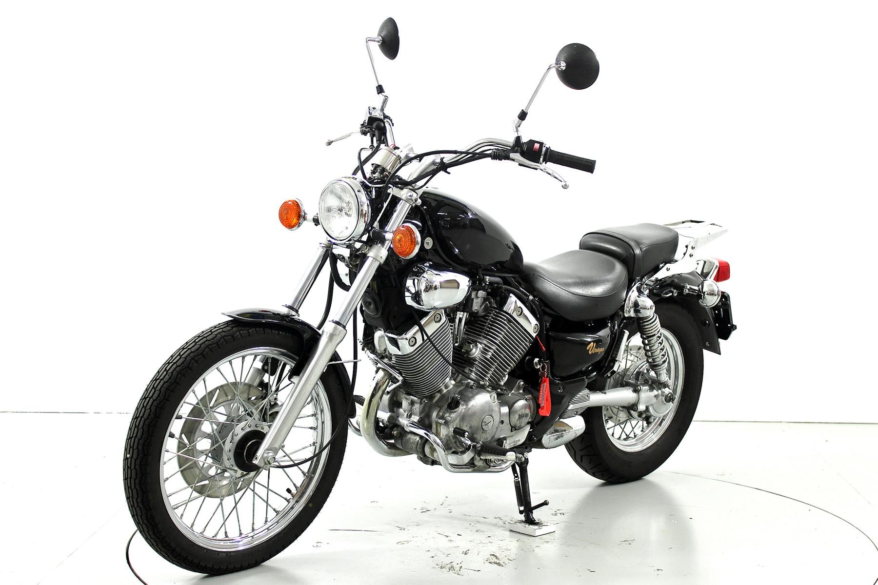 YAMAHA XV 535-showroom-element-2