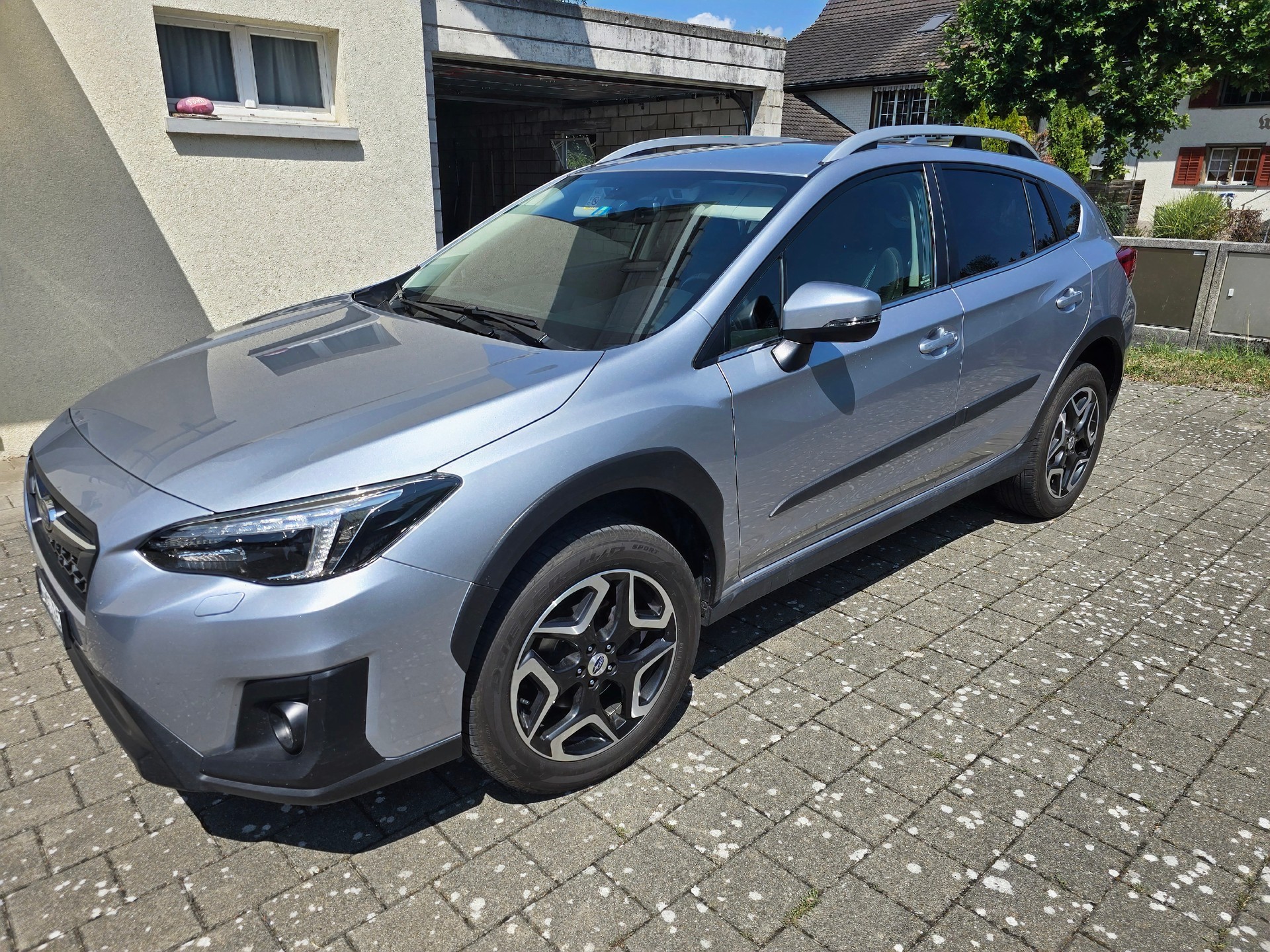 SUBARU 2.0i Swiss Plus/ Preis verhandelbar-image-0