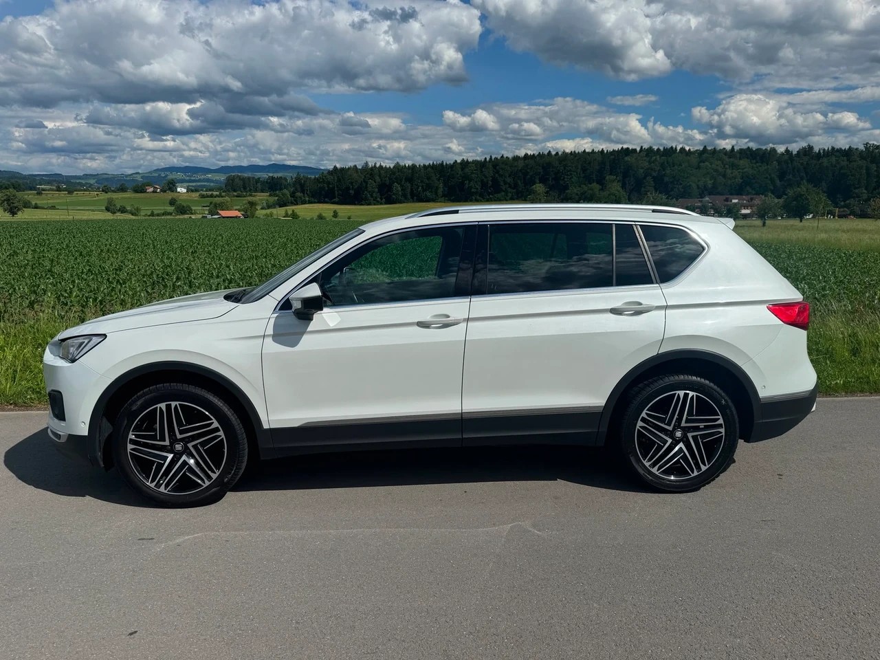 SEAT Tarraco 1.5TSI EVO Xcellence 7 Sitzer-image-2