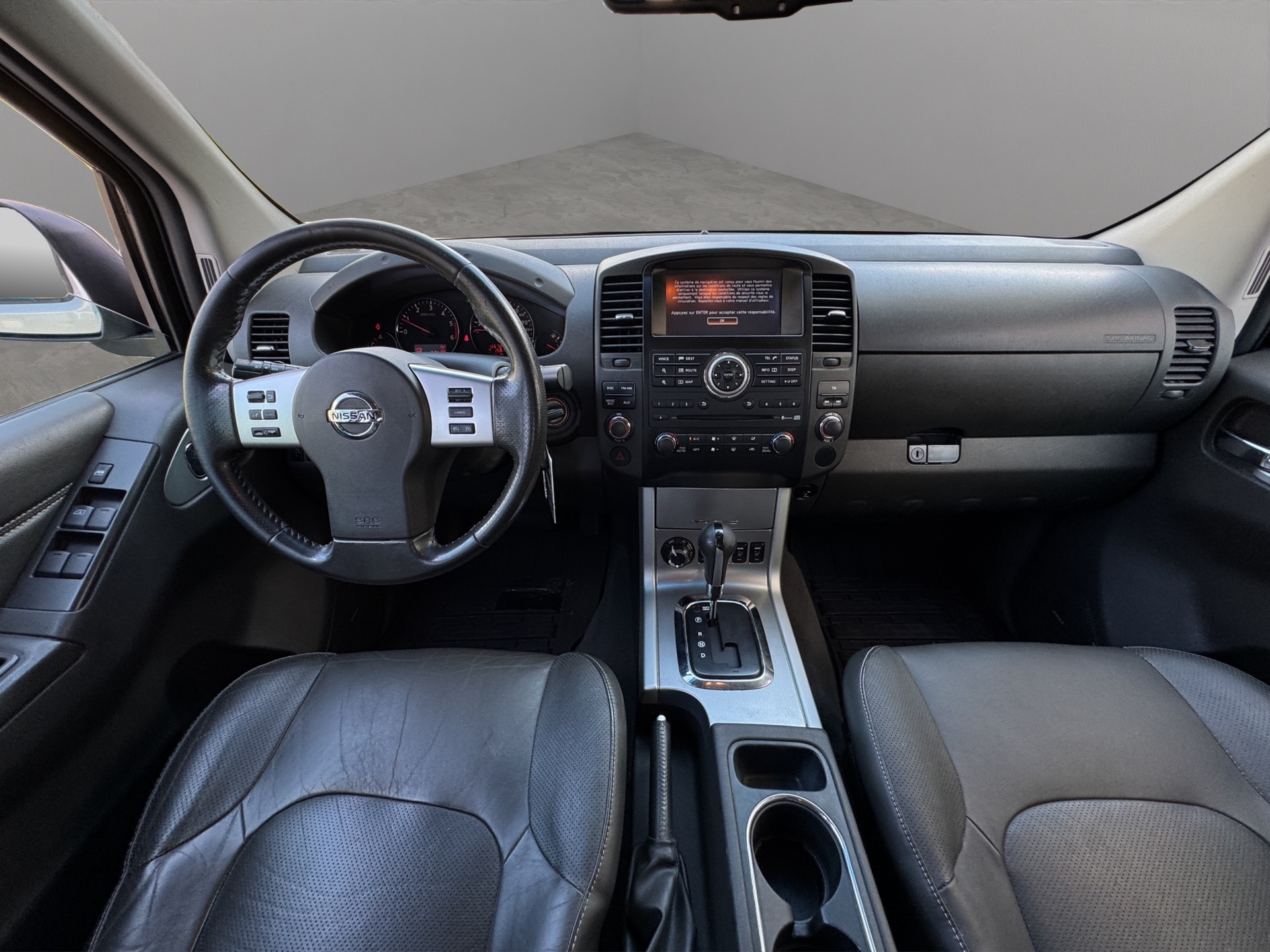 NISSAN Navara V6 Double Cab LE 3.0 dCi 4WD Automat-image-12
