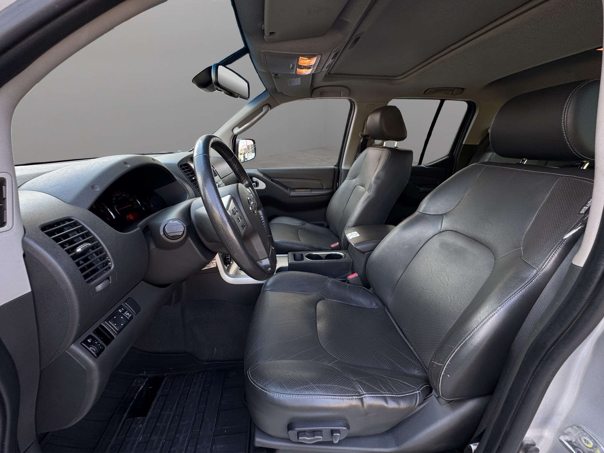 NISSAN Navara V6 Double Cab LE 3.0 dCi 4WD Automat-image-8