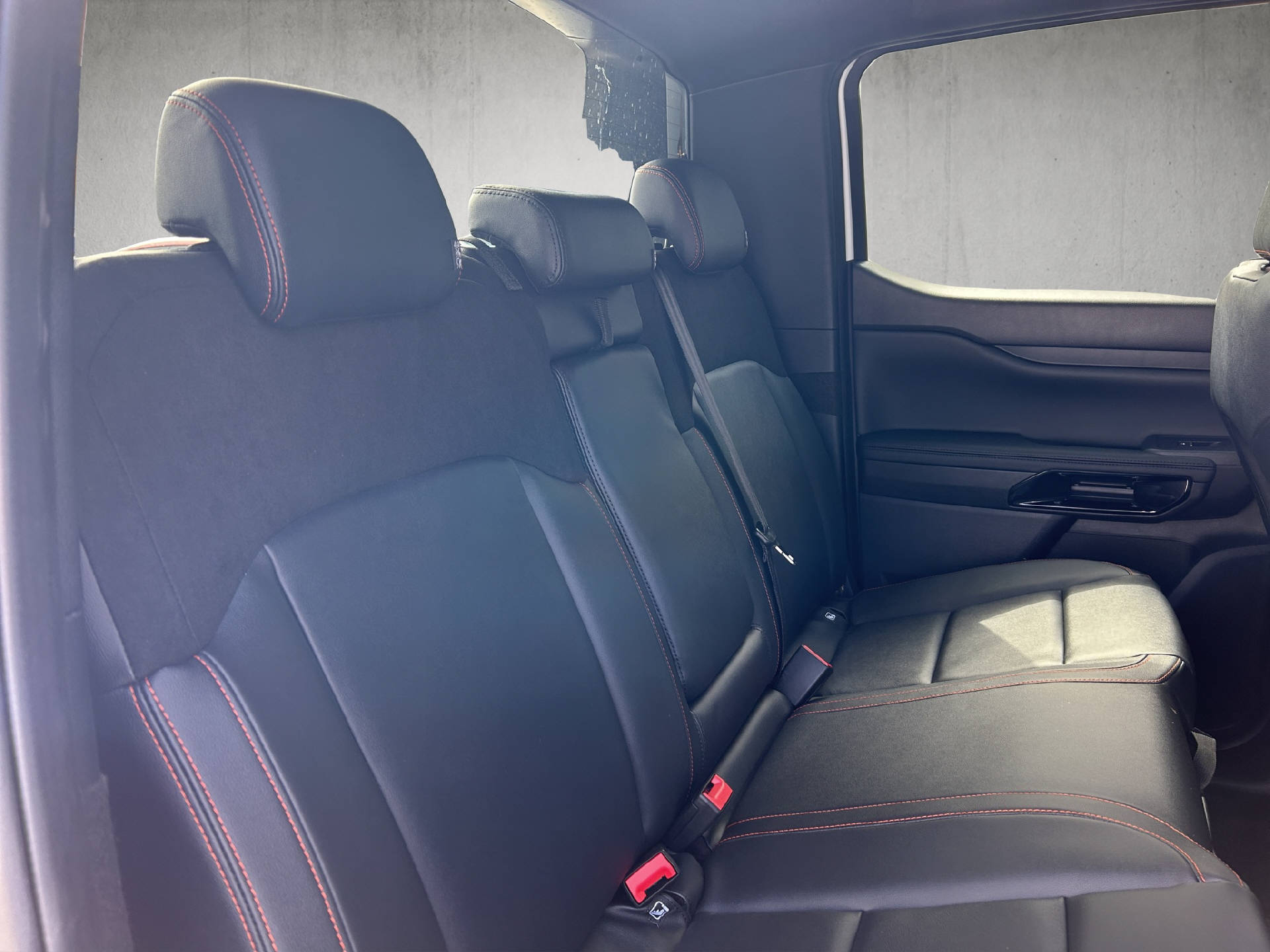 FORD Ranger DKab.Pick-up 2.3 EcoBoost 4x4 Wildtrak PHEV-image-19