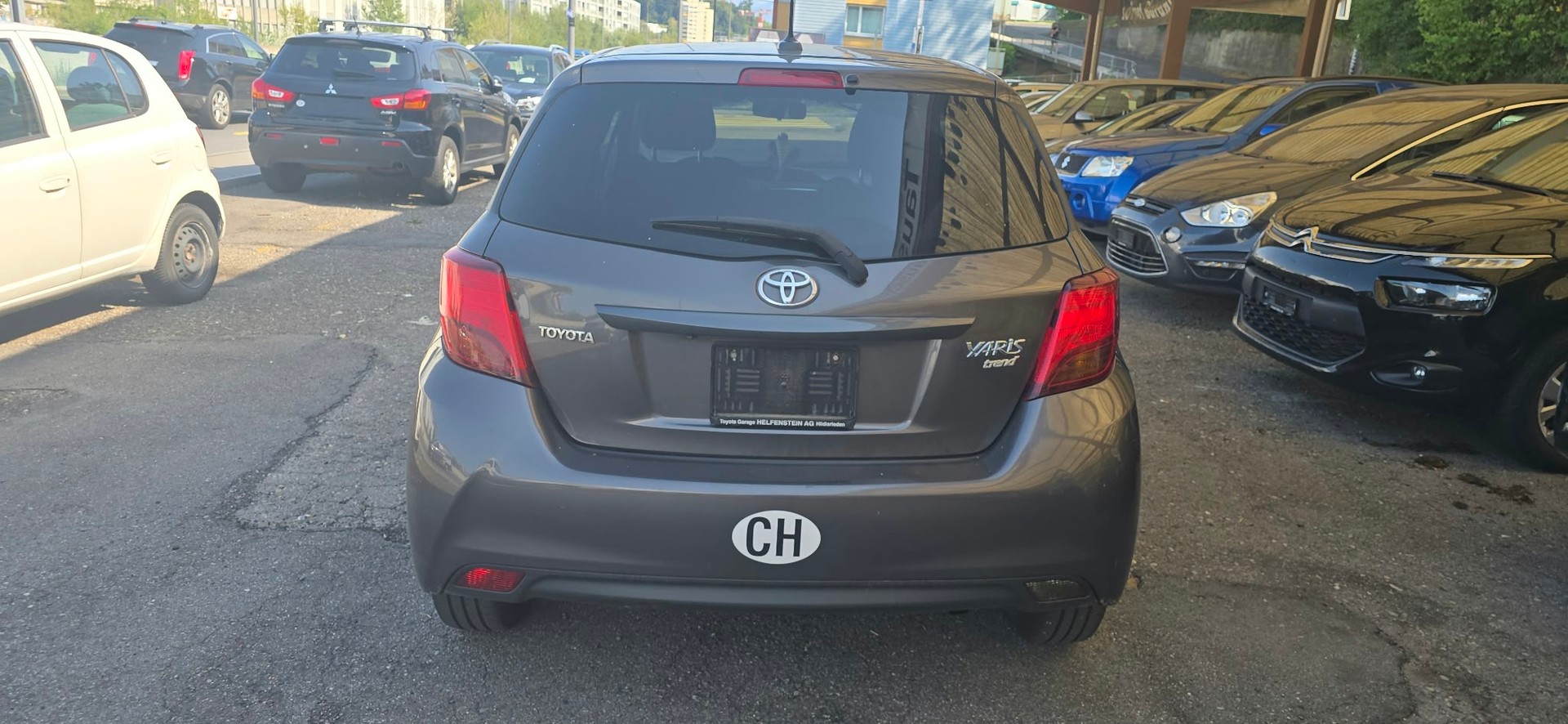 TOYOTA Yaris 1.33 Sol Premium-image-3