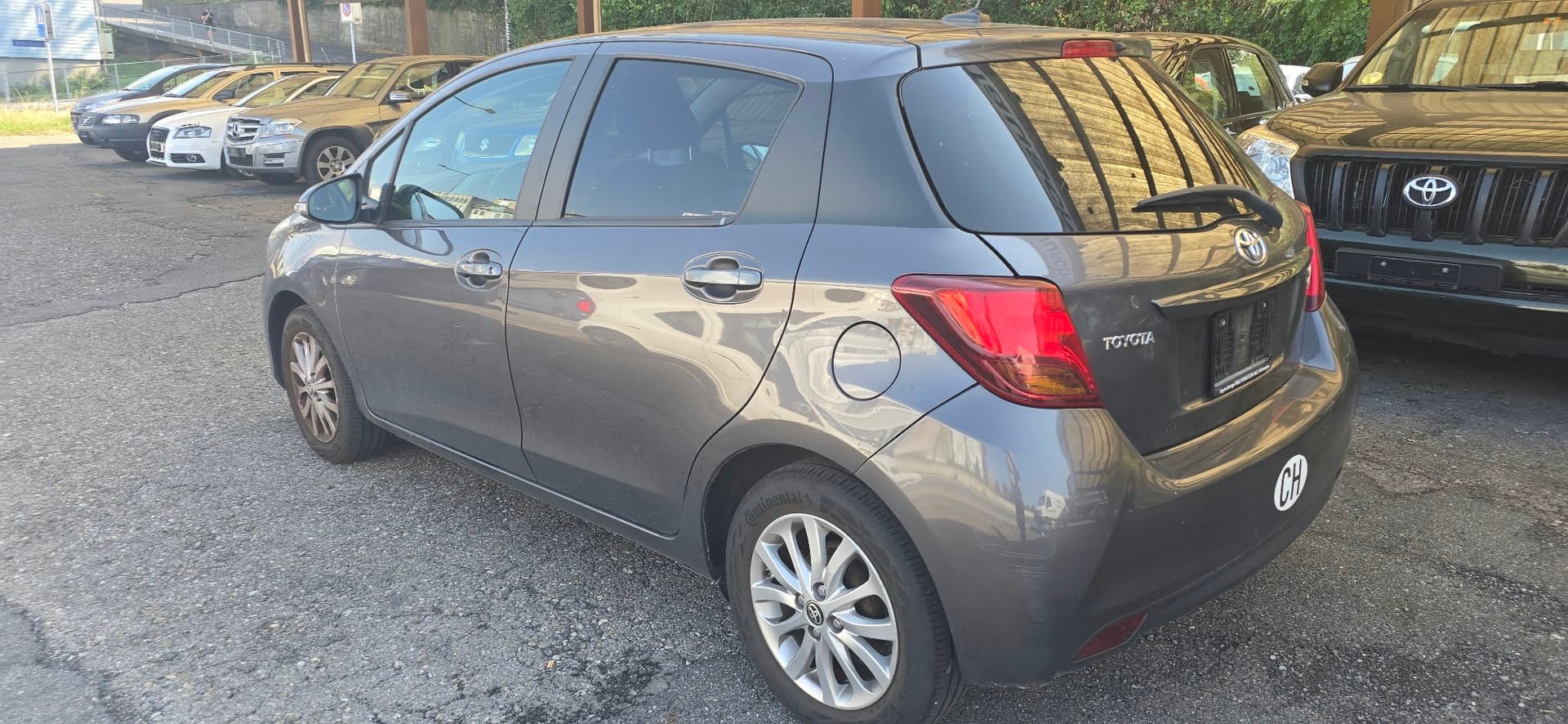 TOYOTA Yaris 1.33 Sol Premium-image-6