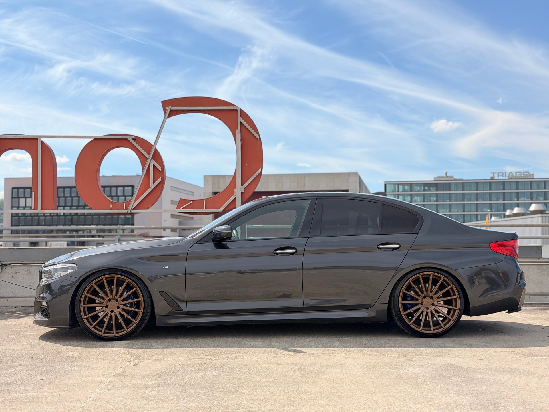 BMW 530d xDrive Steptronic * 21 Zoll Vossen*-image-6