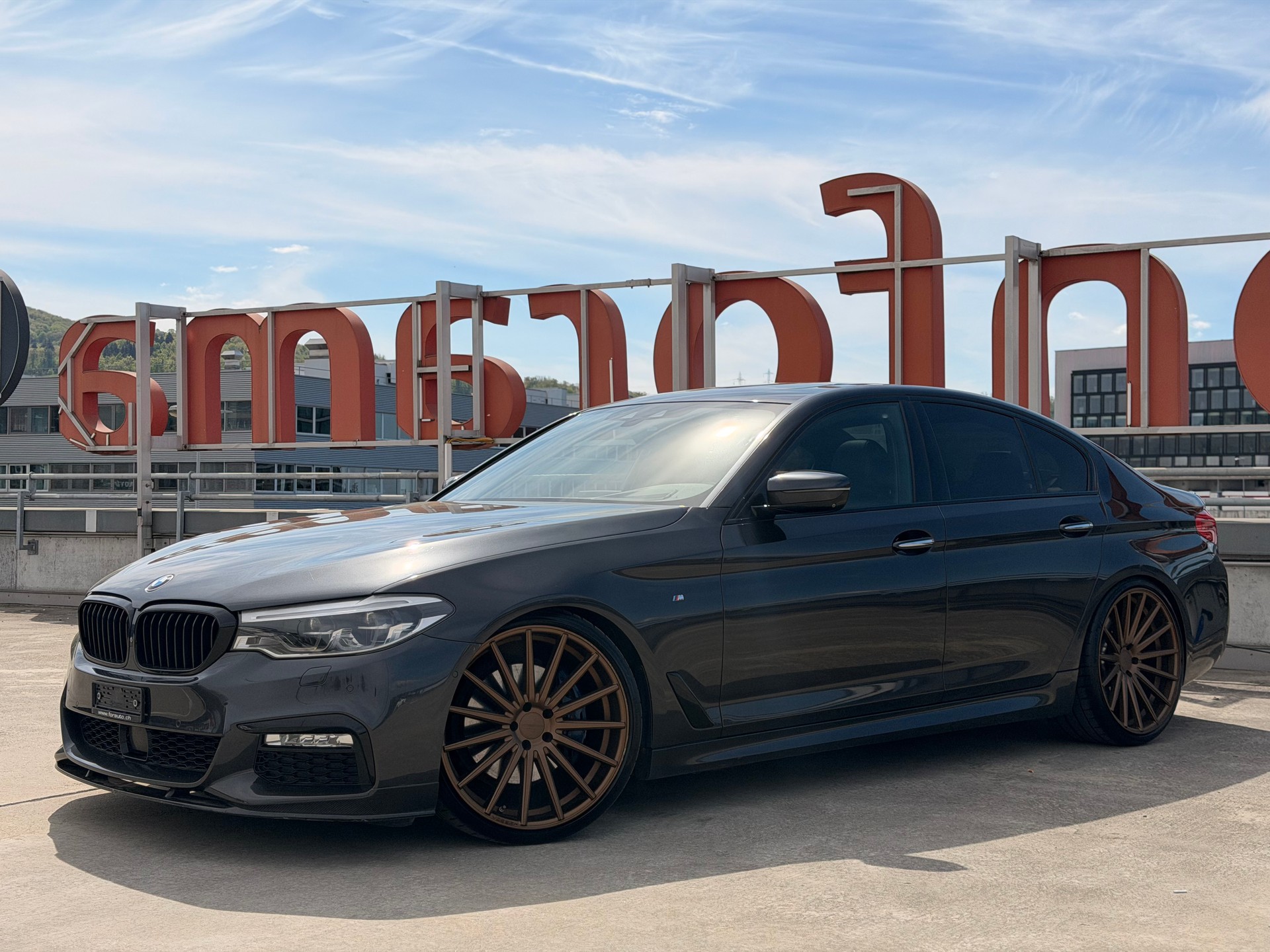 BMW 530d xDrive Steptronic * 21 Zoll Vossen*-image-0