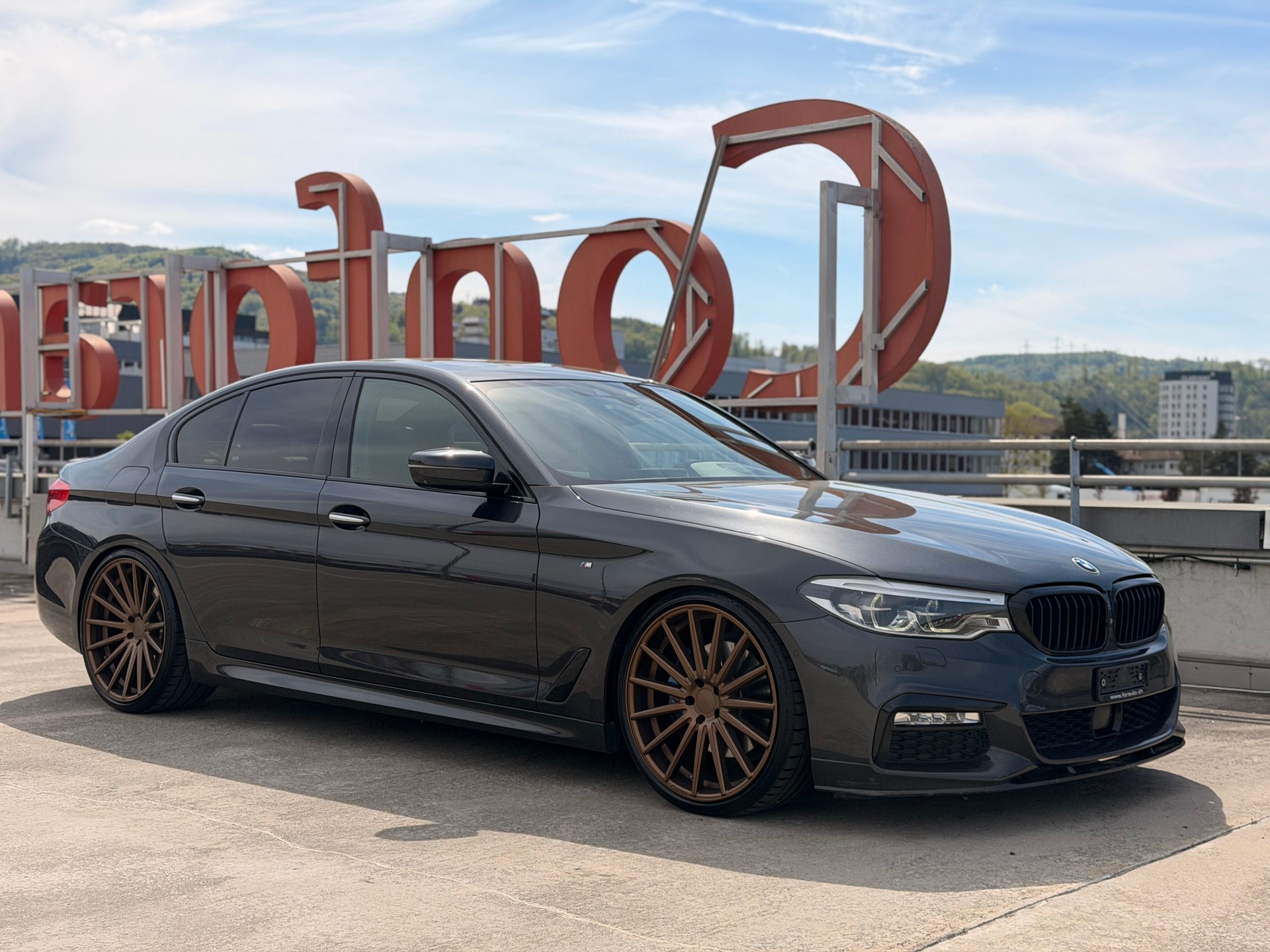 BMW 530d xDrive Steptronic * 21 Zoll Vossen*-image-2