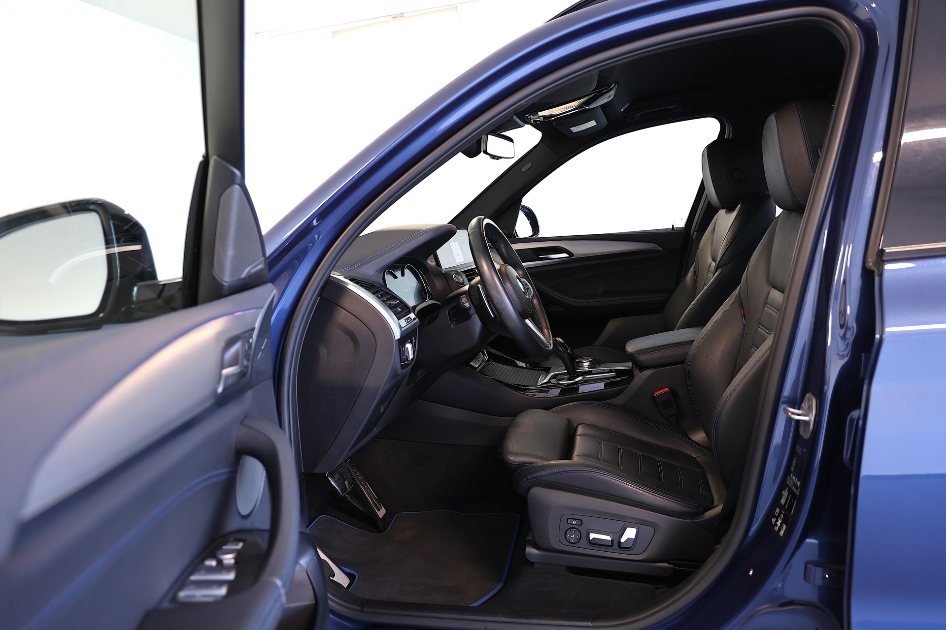 BMW X3 M40i-image-7