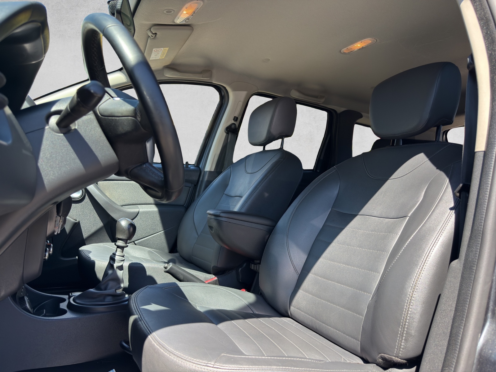 DACIA Duster 1.5 dCi Unlimited 4x4-image-9