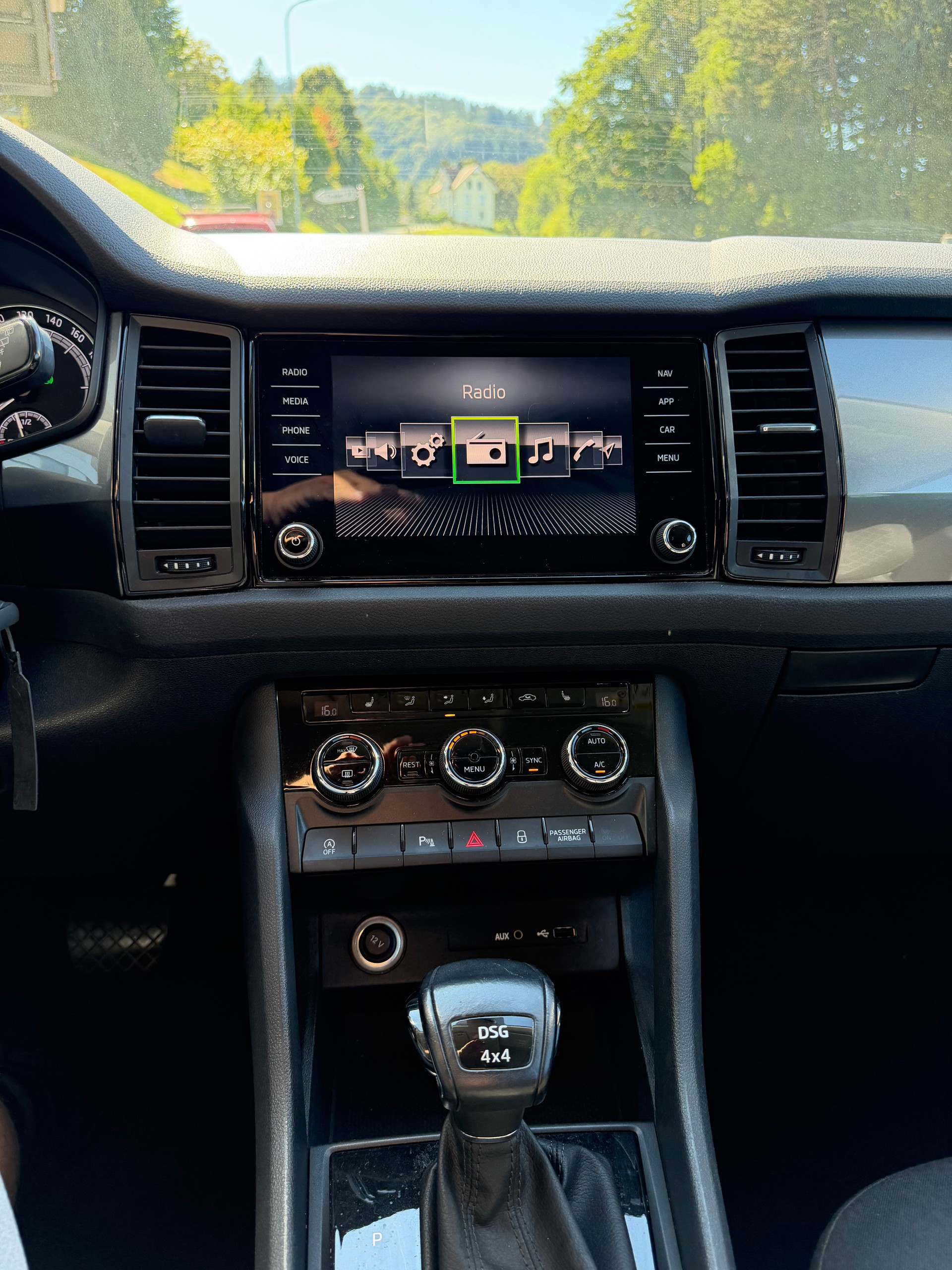 SKODA Kodiaq 1.4 TSI Active DSG 4x4-image-13