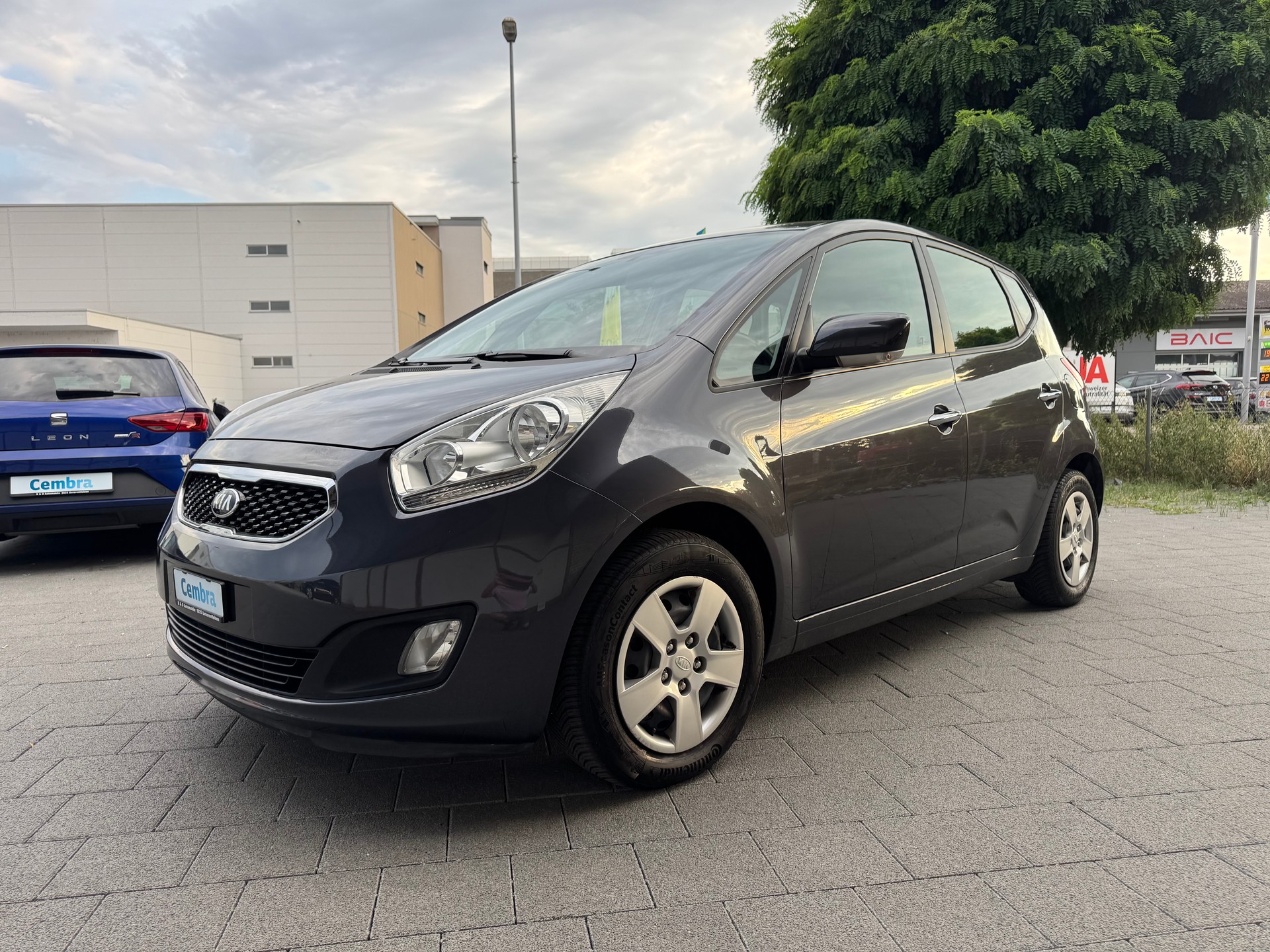 KIA Venga 1.6 CVVT Style Automatic-image-0