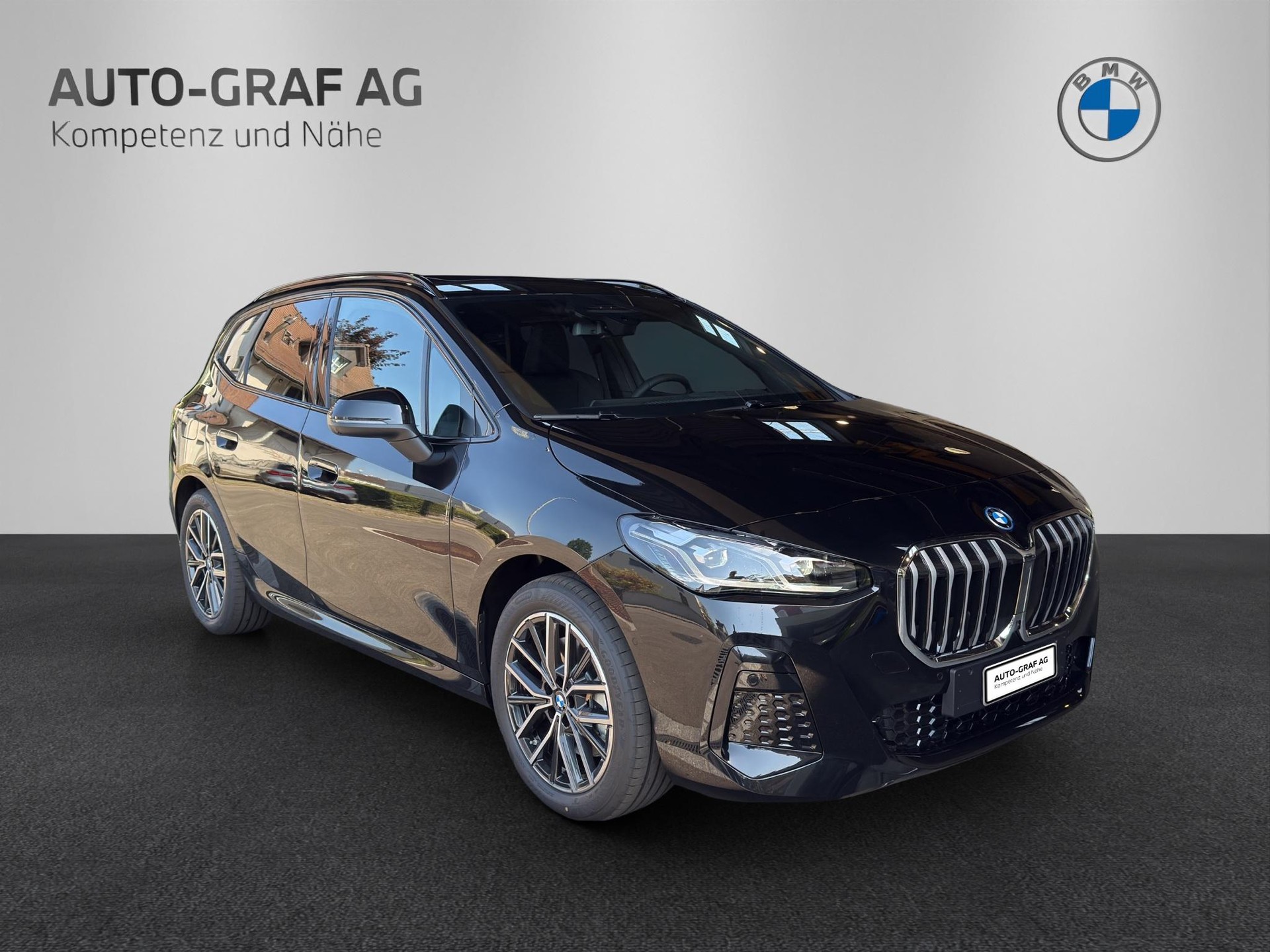 BMW 230e xDrive Active Tourer M Sport Edition-image-6