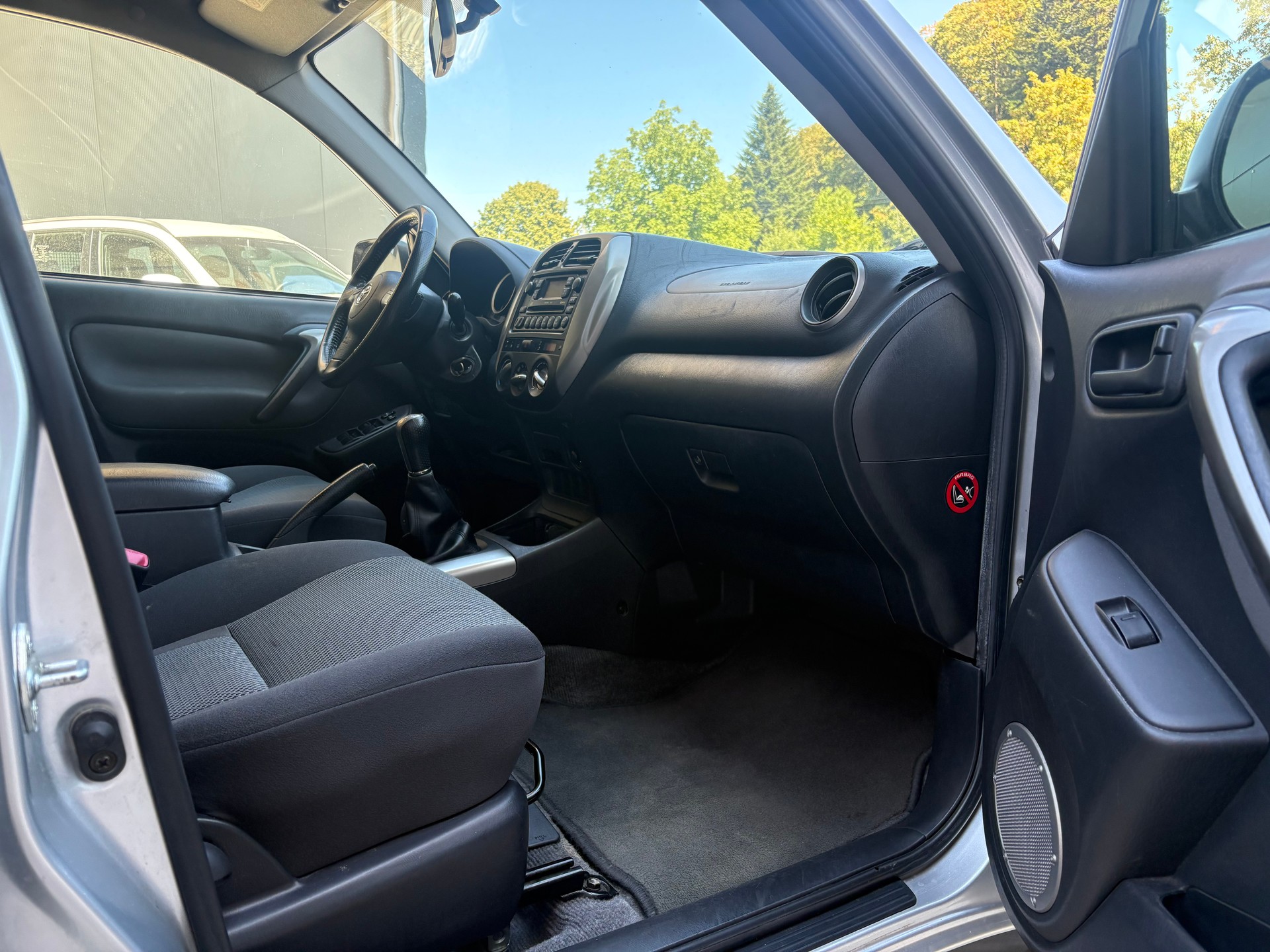 TOYOTA RAV-4 2.0 16V Linea Sol-image-7