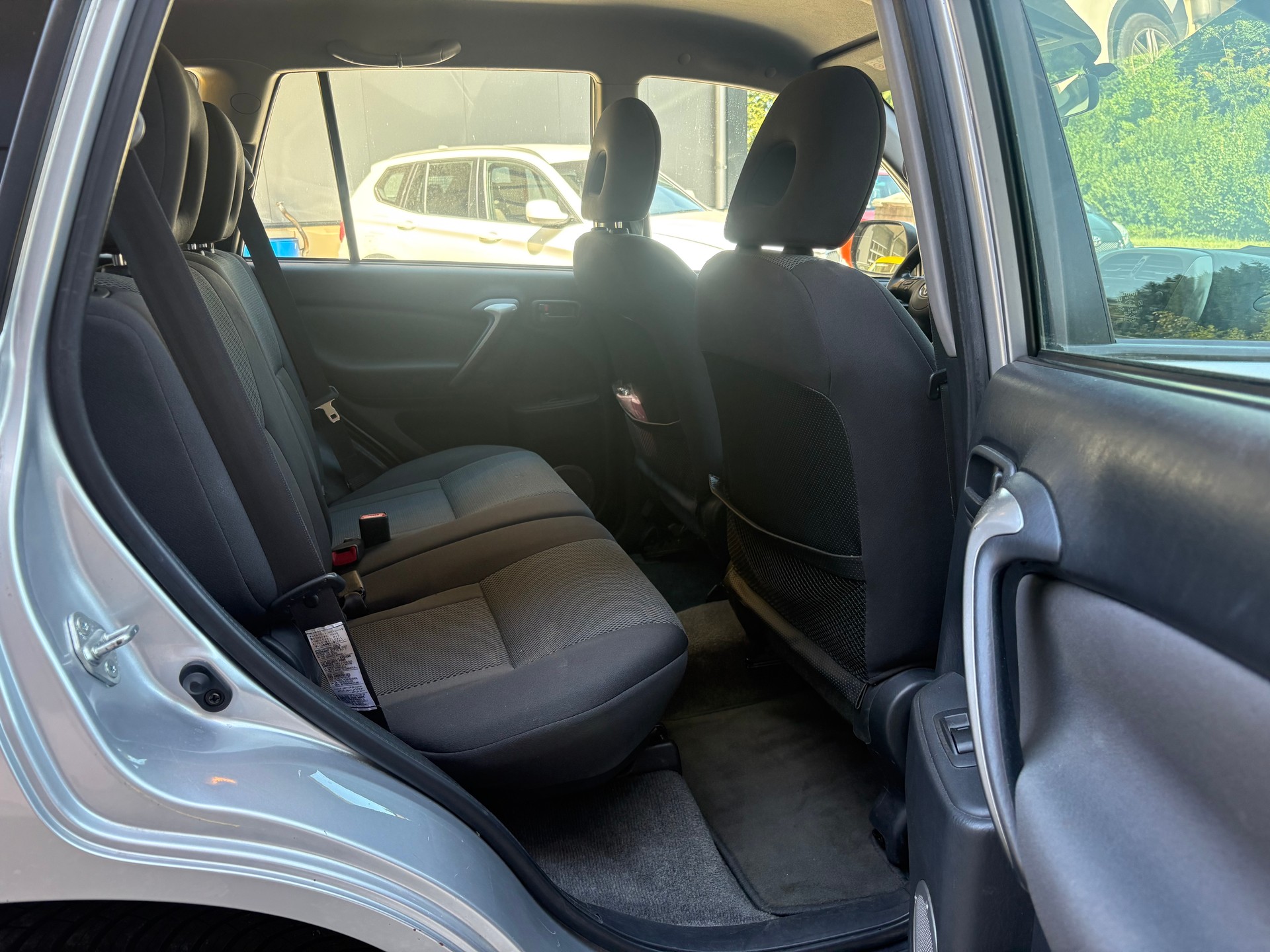 TOYOTA RAV-4 2.0 16V Linea Sol-image-9