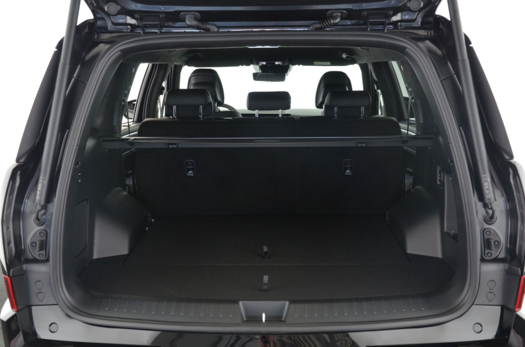 HYUNDAI Santa Fe 1.6 T-GDi PHEV Calligraphy 4WD Automatic-image-26