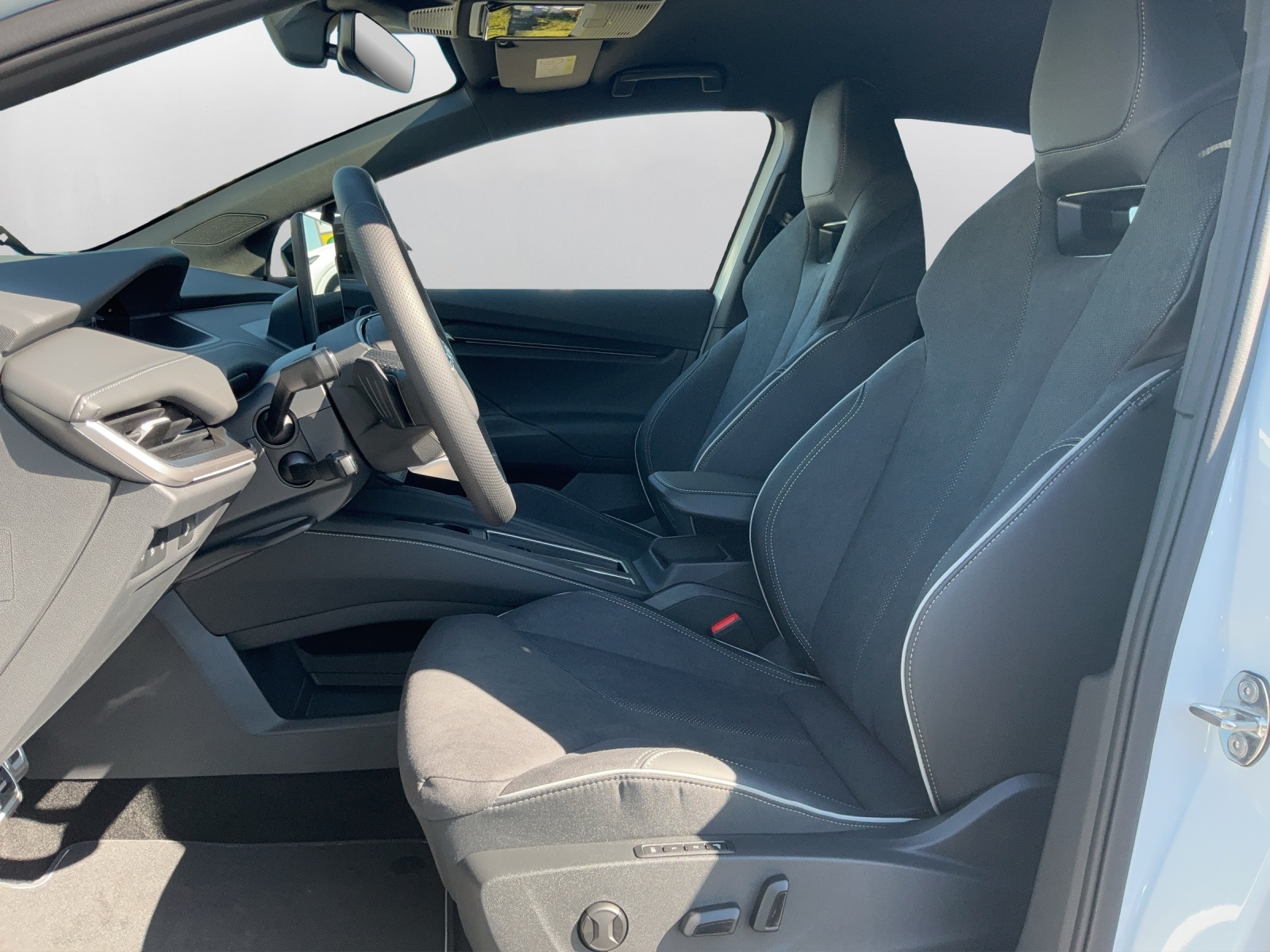 SKODA Elroq 85x Sportline 4x4-image-9