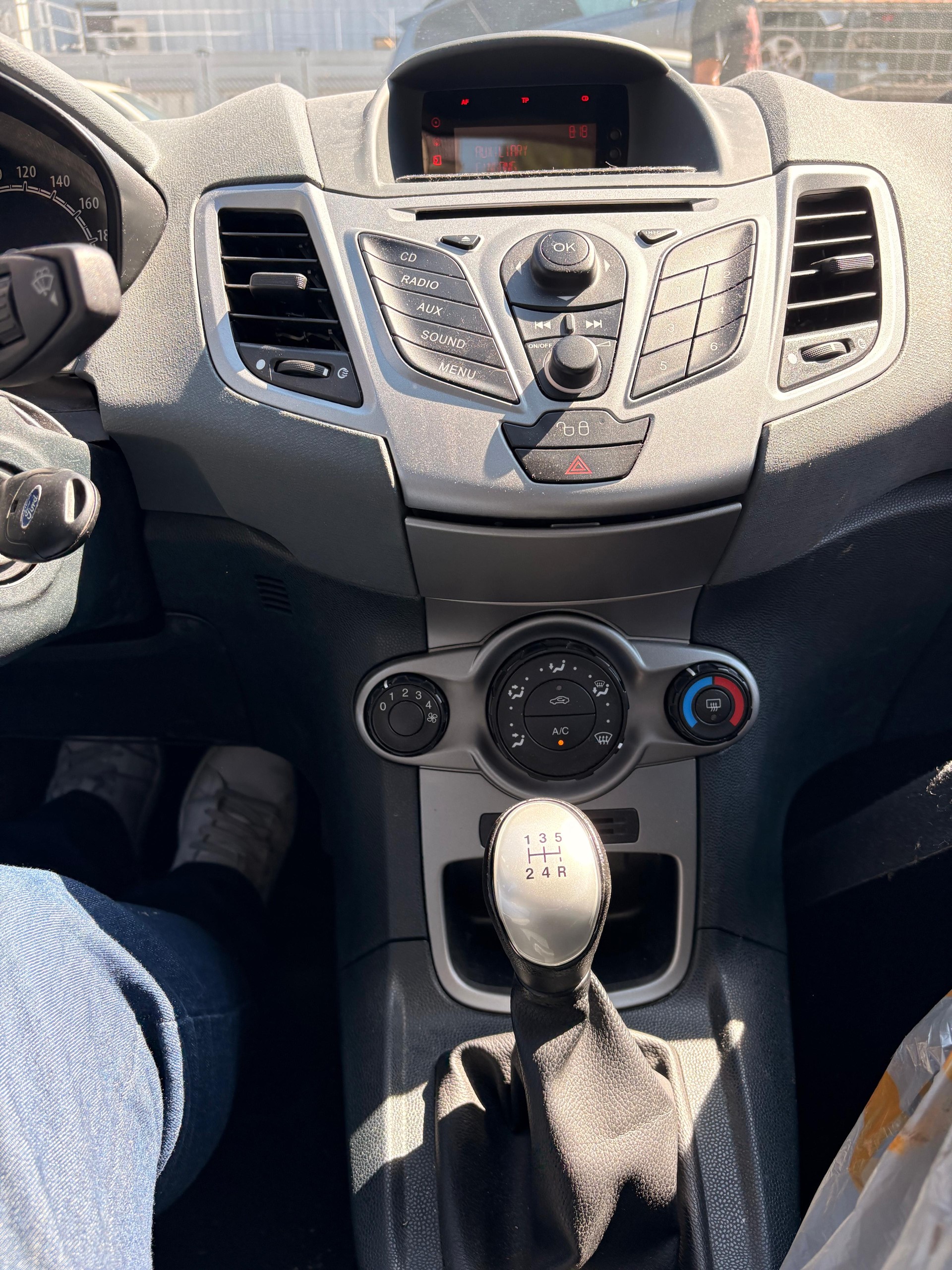 FORD Fiesta 1.25 16V Trend-image-5
