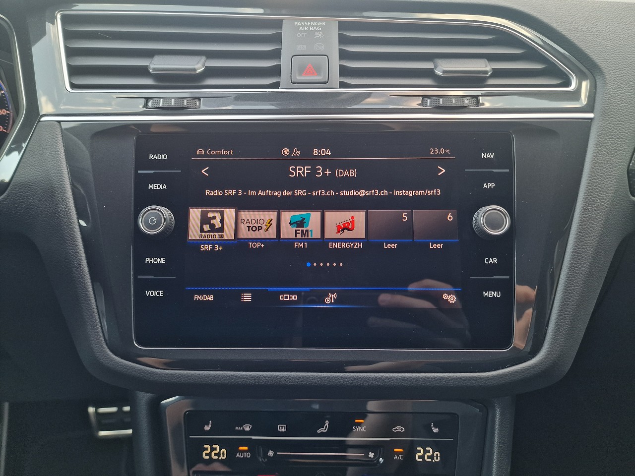VW Tiguan 2.0TSI R 4Motion DSG-image-17