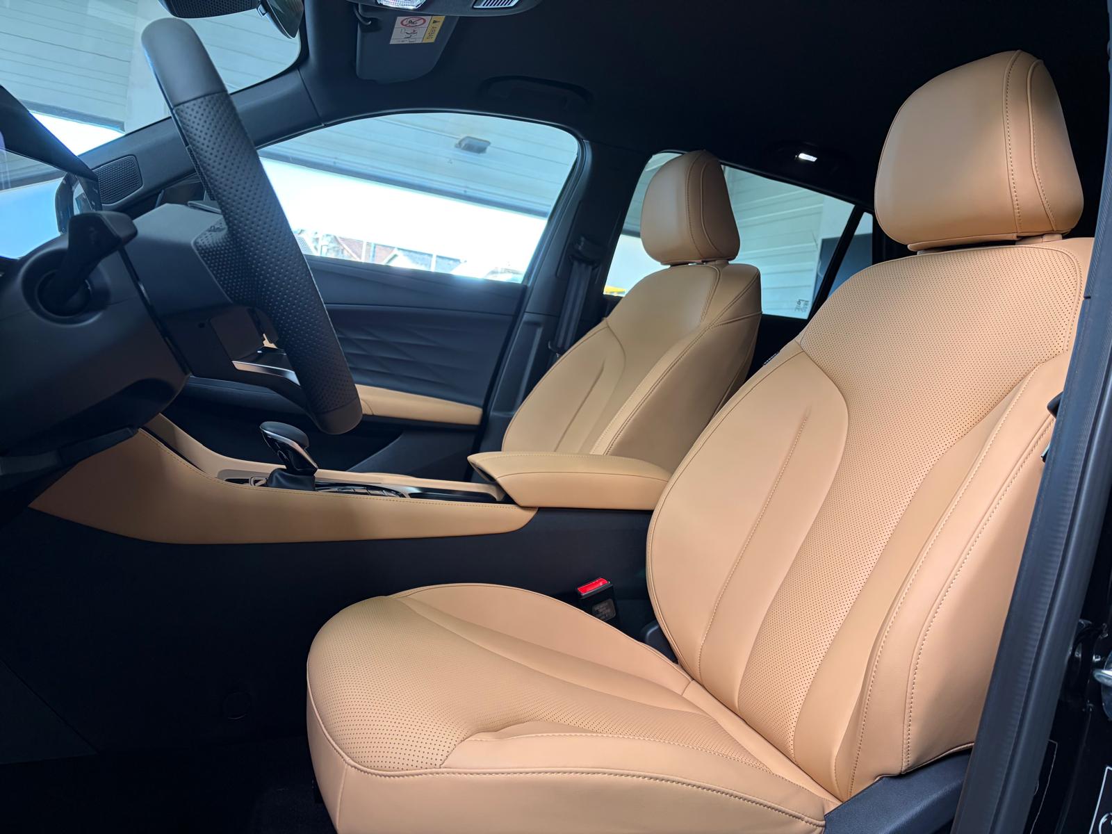MG HS 1.5 Hybrid Luxury-image-9