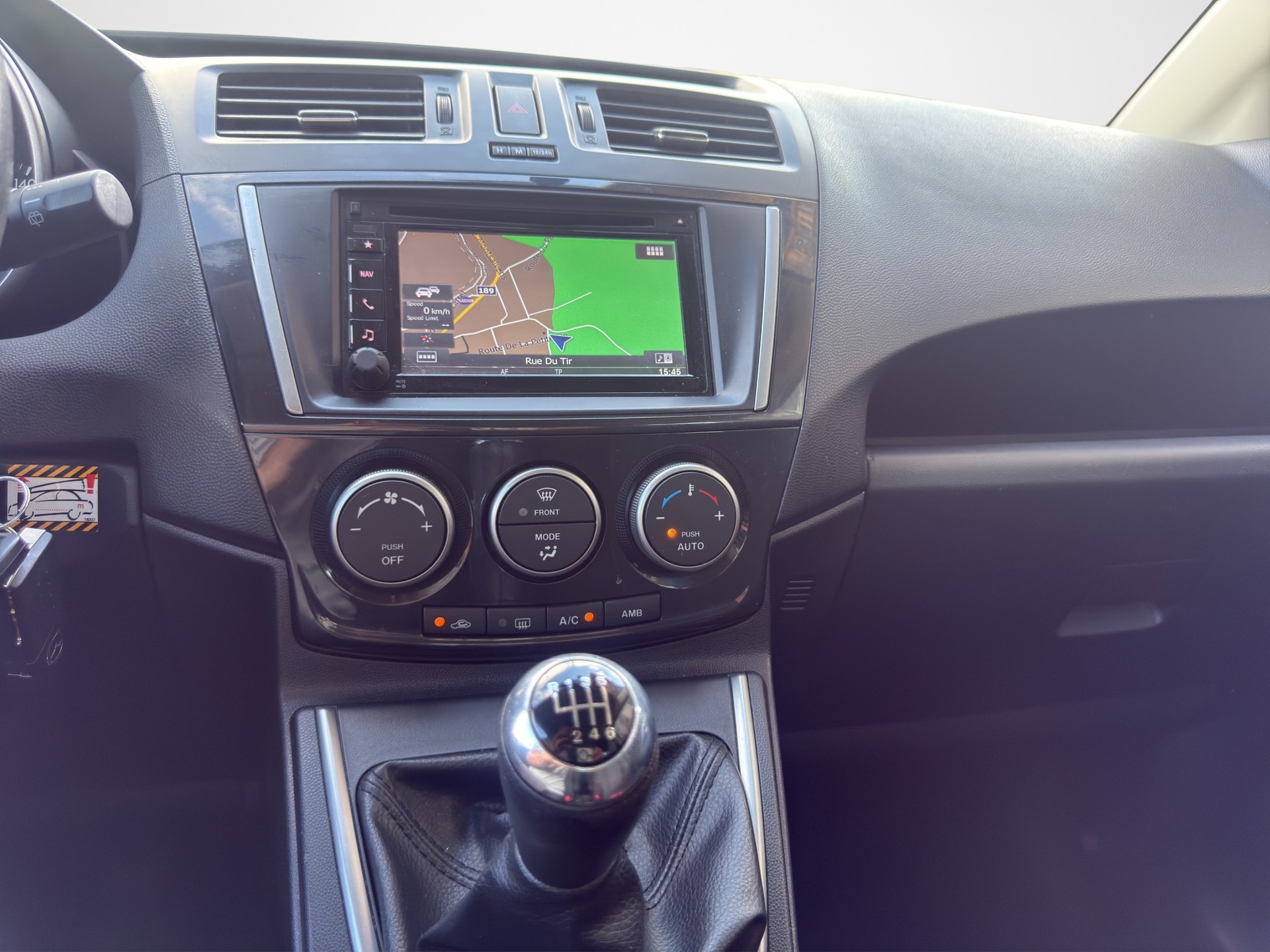 MAZDA 5 2.0 16V Voila ma Suisse Edition+-image-13