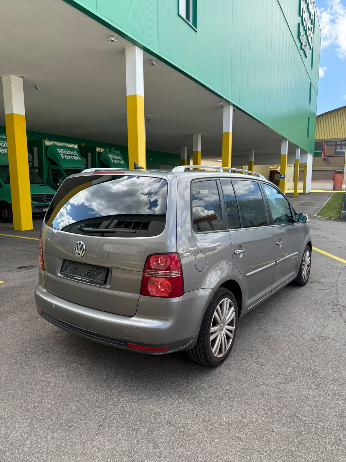 VW Touran 1.4 TSI Highline DSG-image-6