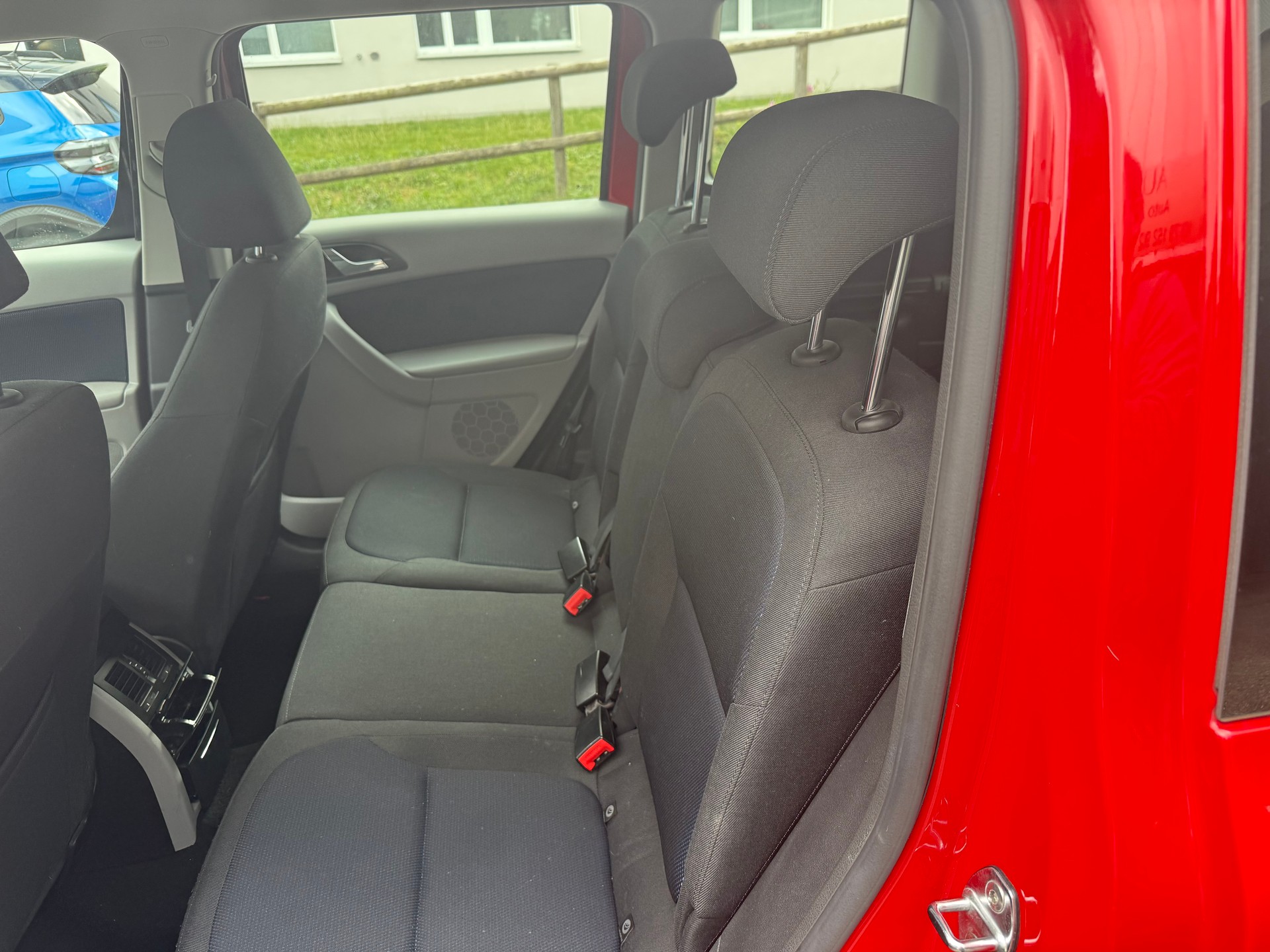 SKODA Yeti 2.0 TDI Ambition 4x4 DSG-image-8