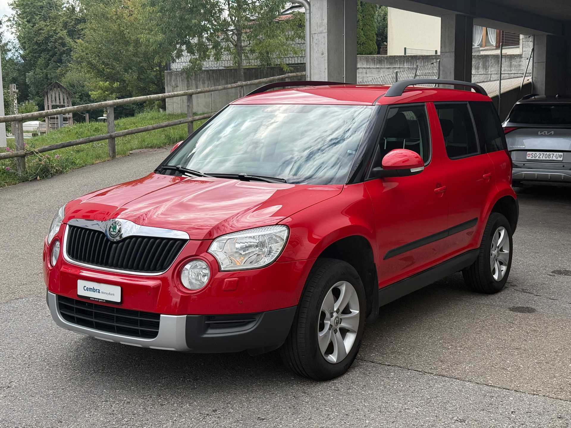 SKODA Yeti 2.0 TDI Ambition 4x4 DSG-image-0