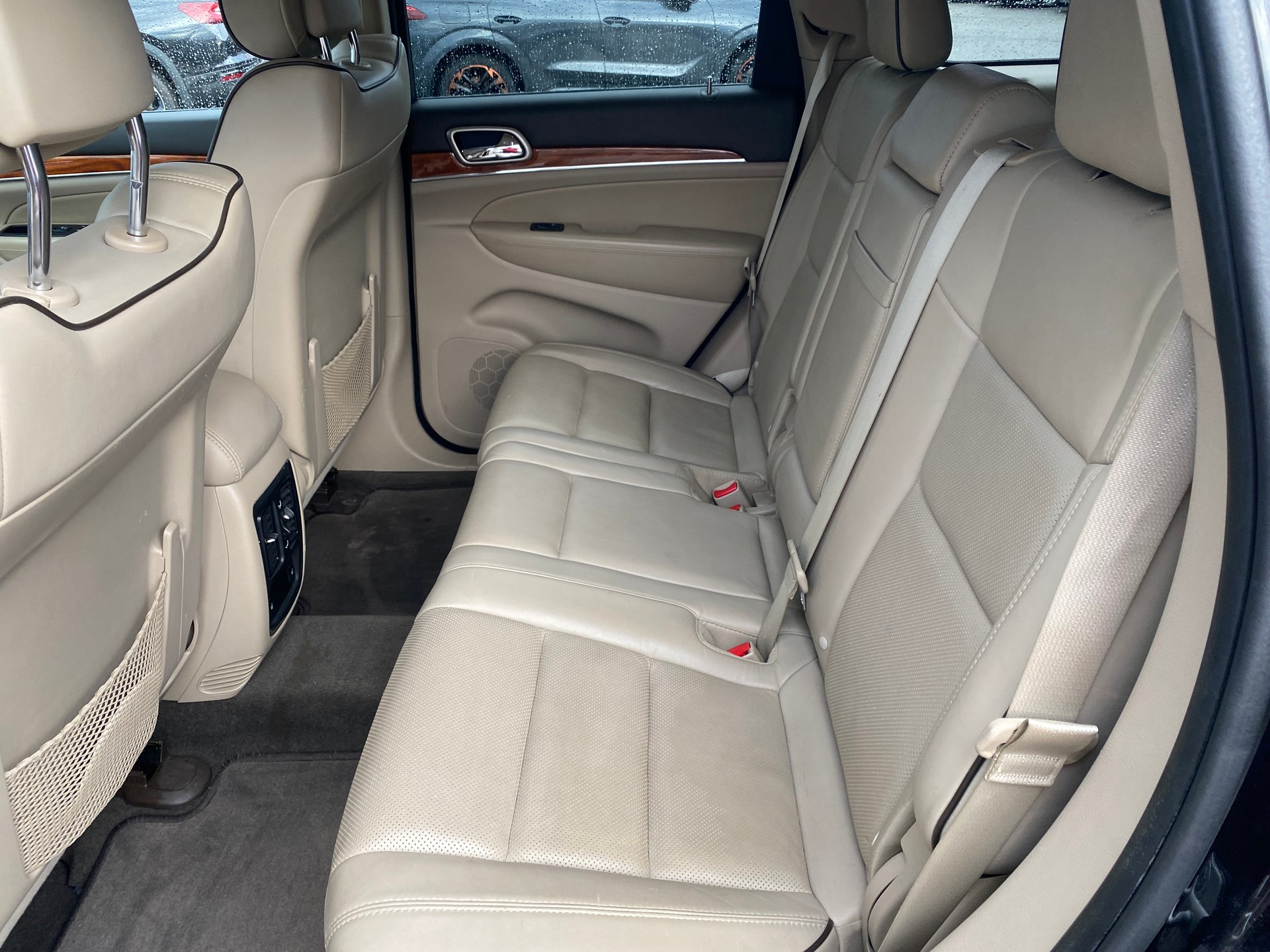 JEEP Grand Cherokee 3.0 CRD Overland Automatic-image-5