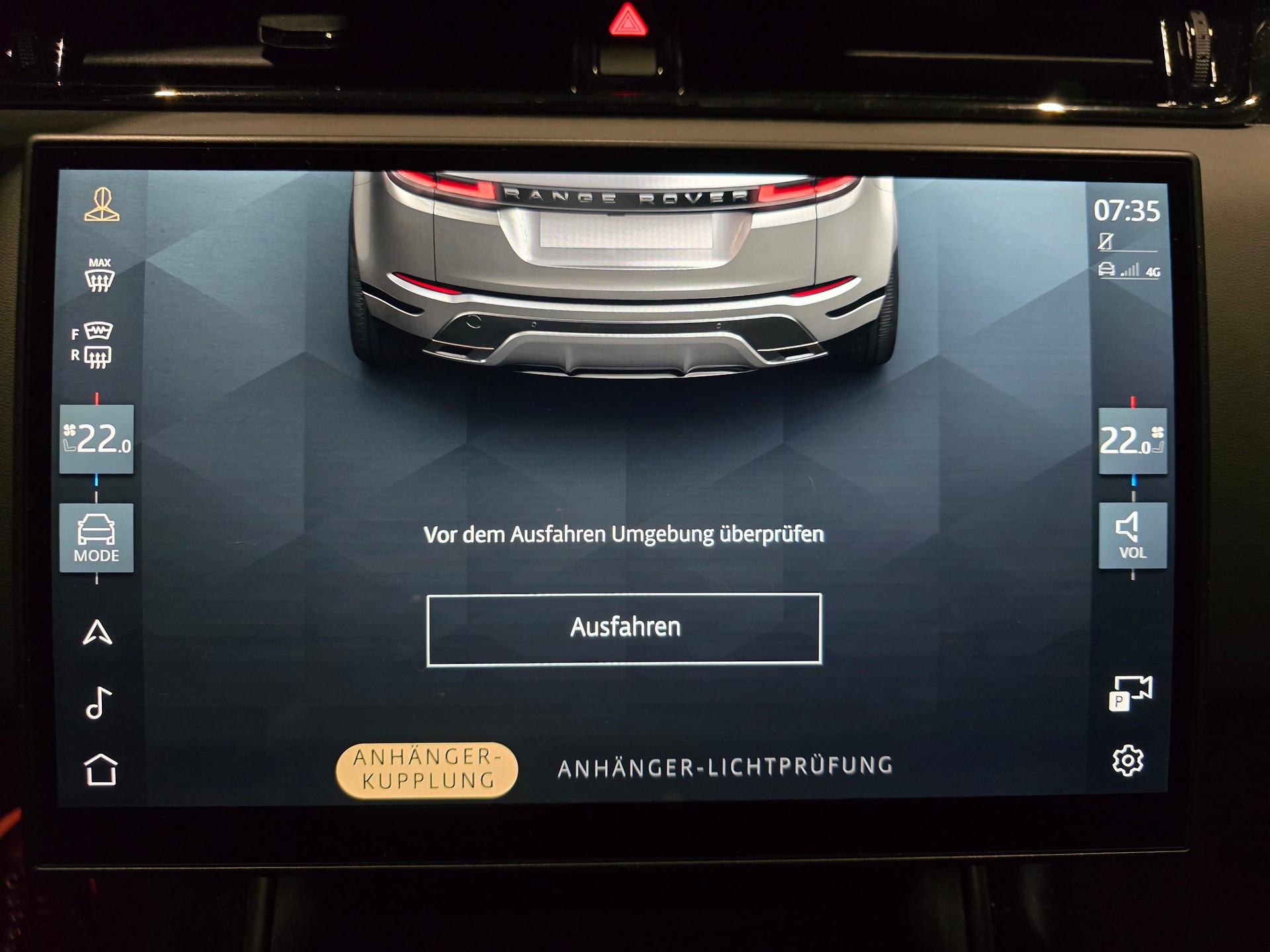 LAND ROVER Range Rover Evoque 1.5 T 270e Dynamic SE-image-11