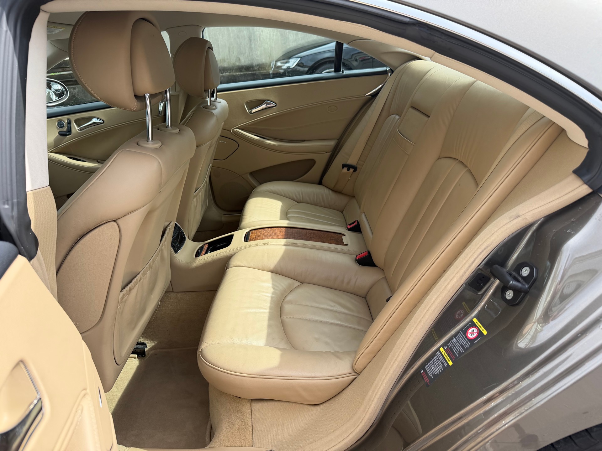 MERCEDES-BENZ CLS 350 7G-Tronic-image-18